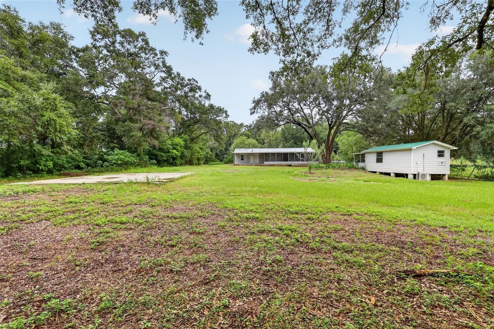 Manufactured Home at 2888 SE 59TH ST, OCALA, photo 3 of 33