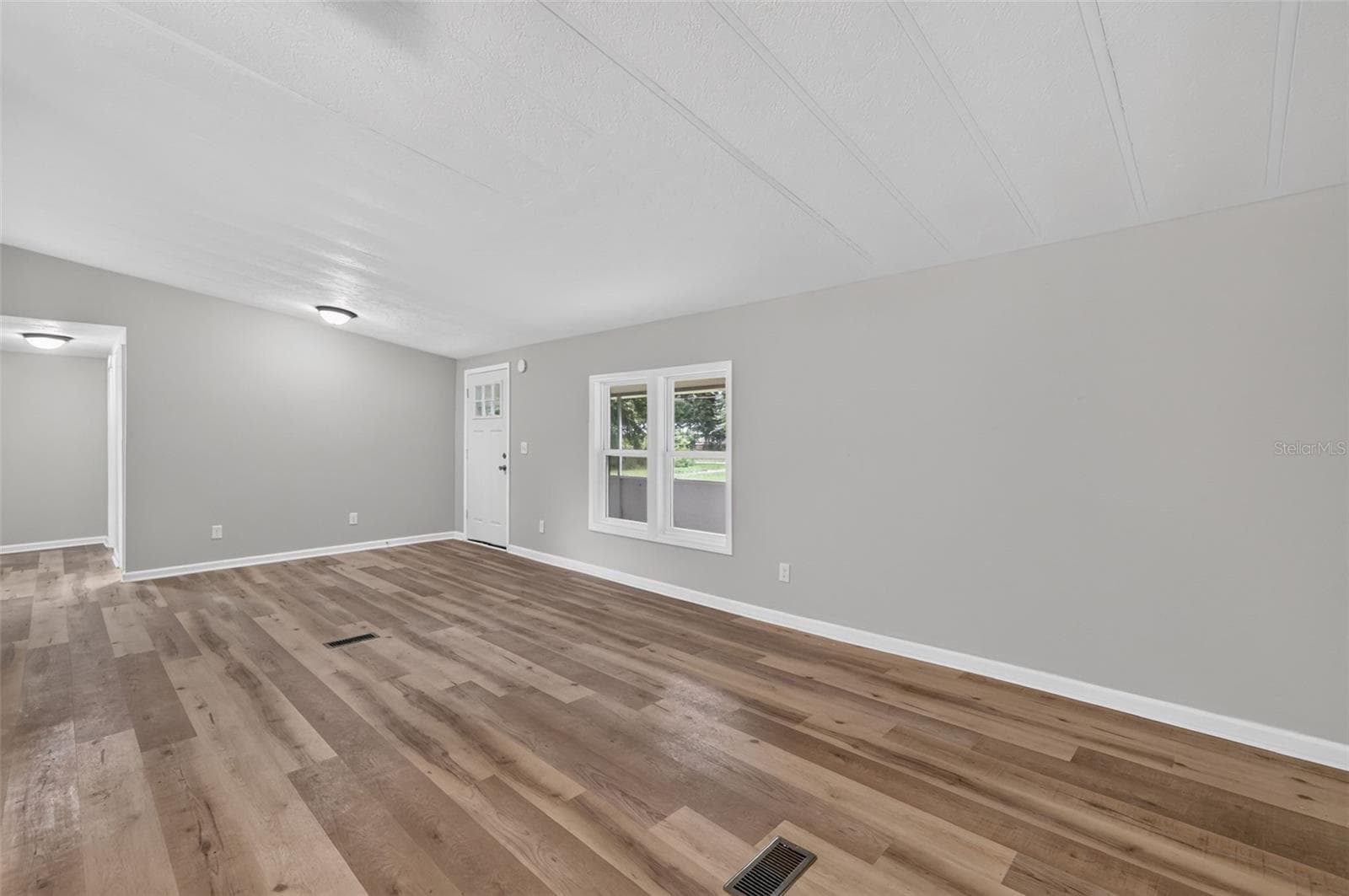 Manufactured Home at 2888 SE 59TH ST, OCALA, photo 11 of 33