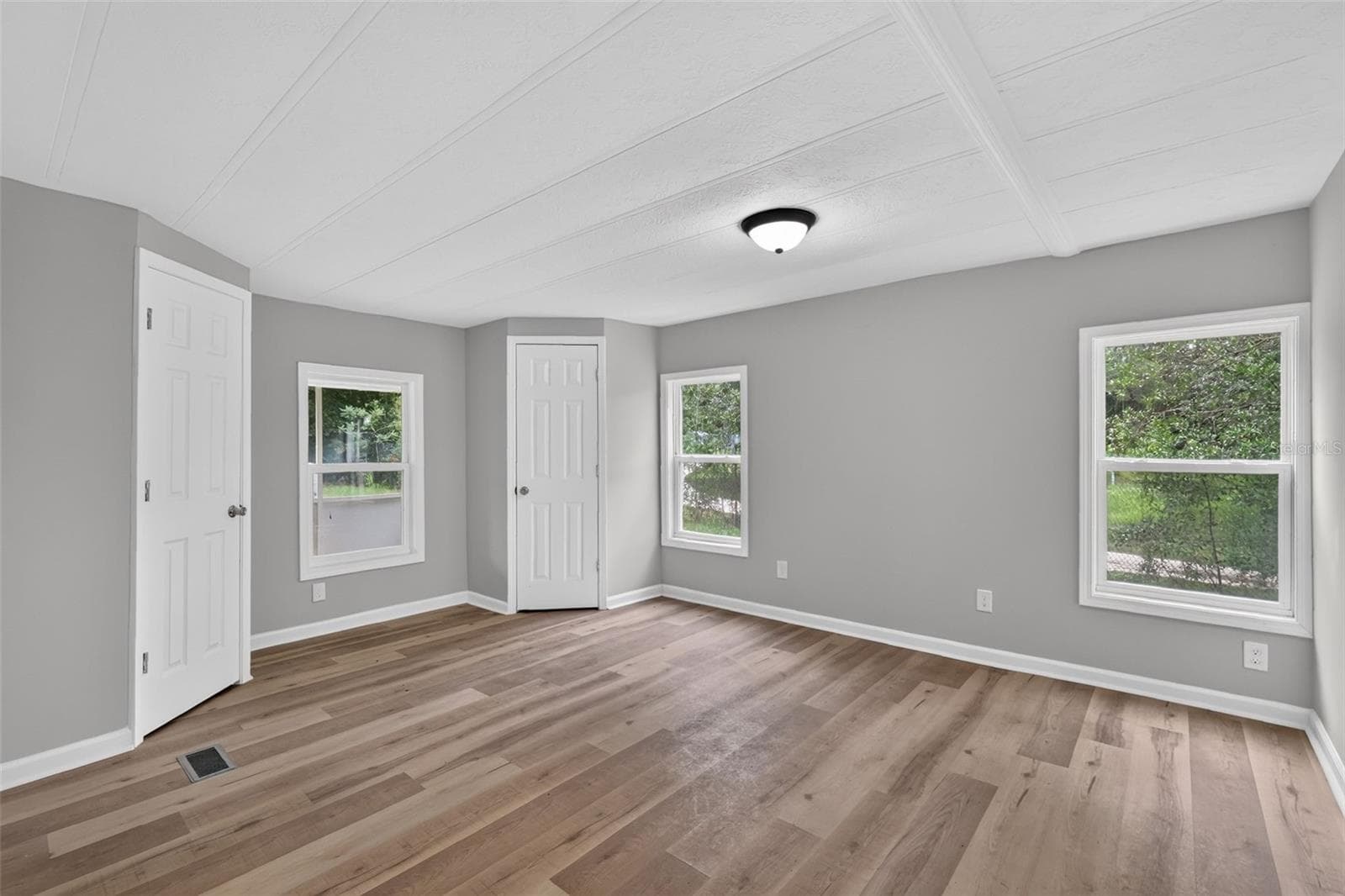 Manufactured Home at 2888 SE 59TH ST, OCALA, photo 19 of 33