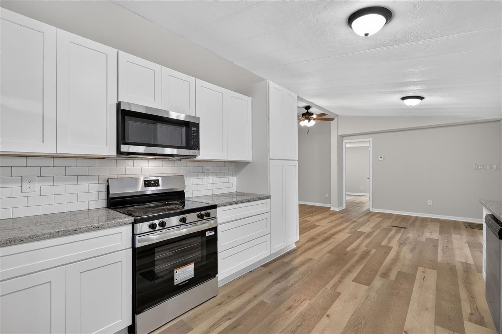 Manufactured Home at 2888 SE 59TH ST, OCALA, photo 20 of 33