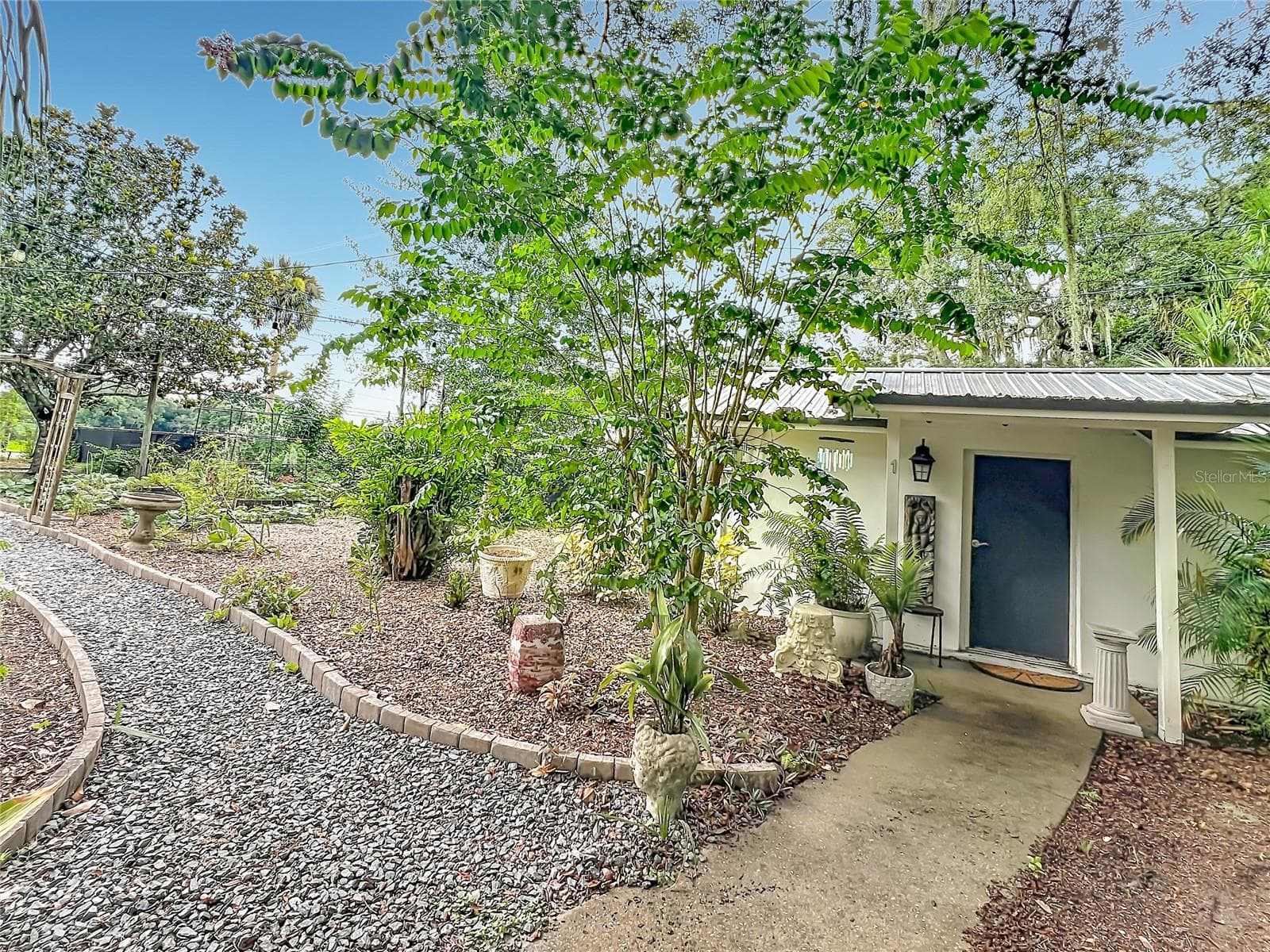 Studio Efficiency Private Entrance - 3851 S SANFORD AVE, SANFORD