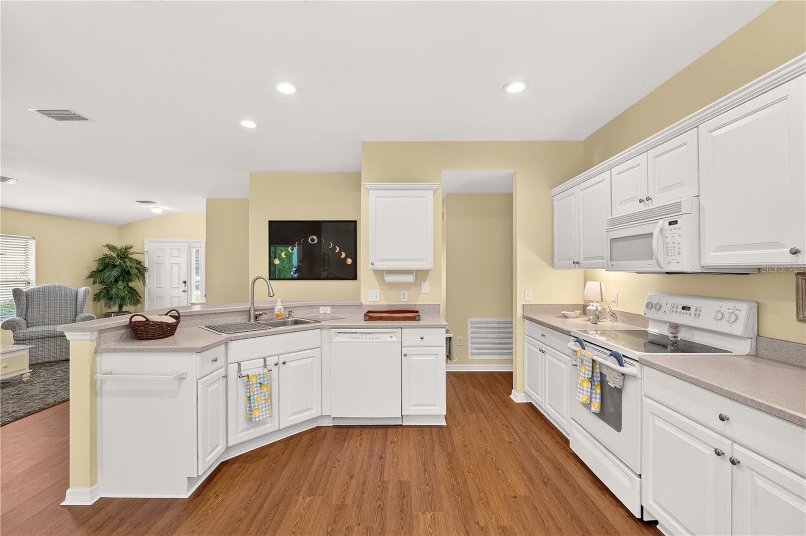 Single Family Residence at 13088 SE 86TH CIR, SUMMERFIELD, photo 15 of 27