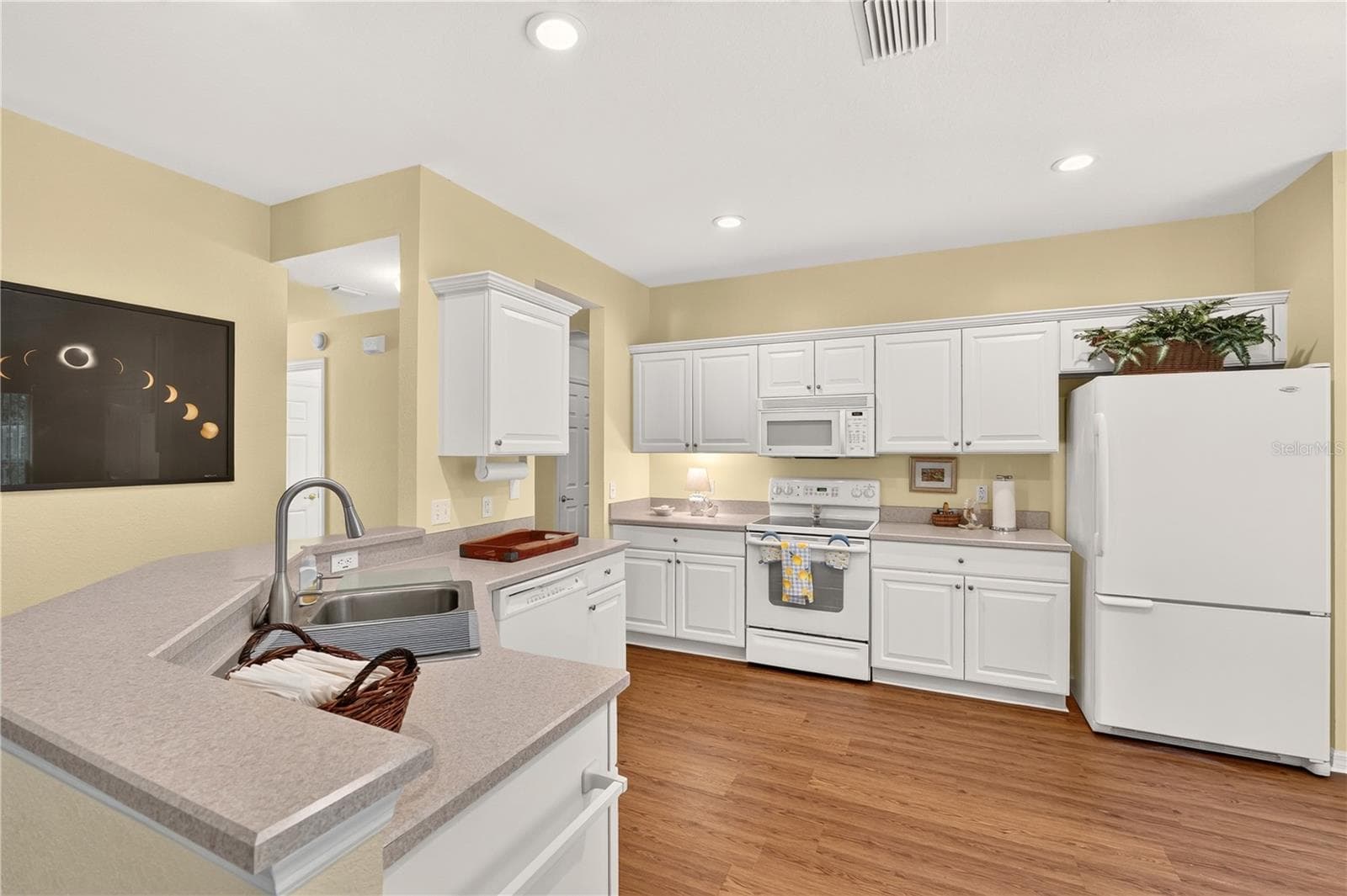 Single Family Residence at 13088 SE 86TH CIR, SUMMERFIELD, photo 14 of 27