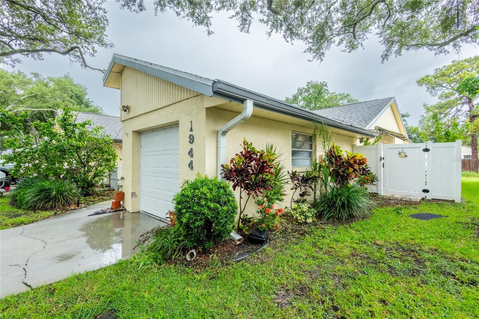 Condominium at 1944 ELAINE DR #1944, CLEARWATER, photo 26 of 31