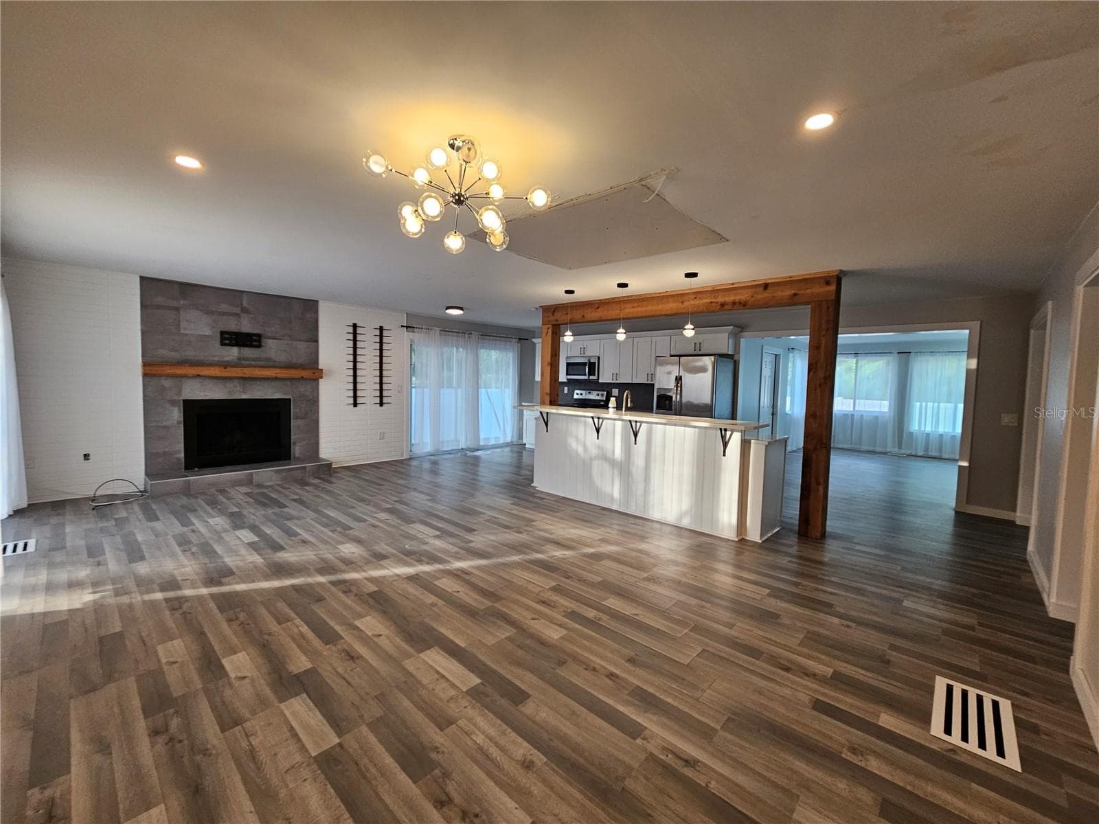 Single Family Residence at 2321 INGRAM AVE, SARASOTA, photo 12 of 32