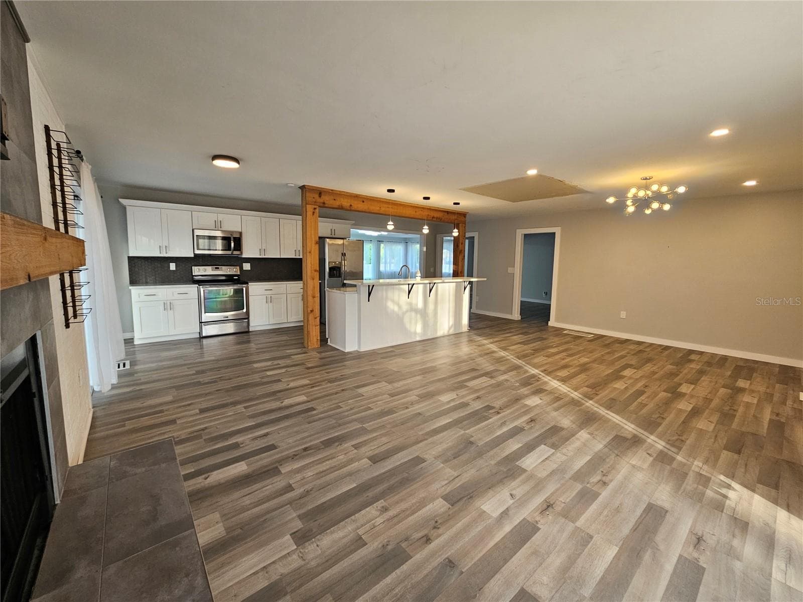 Single Family Residence at 2321 INGRAM AVE, SARASOTA, photo 13 of 32