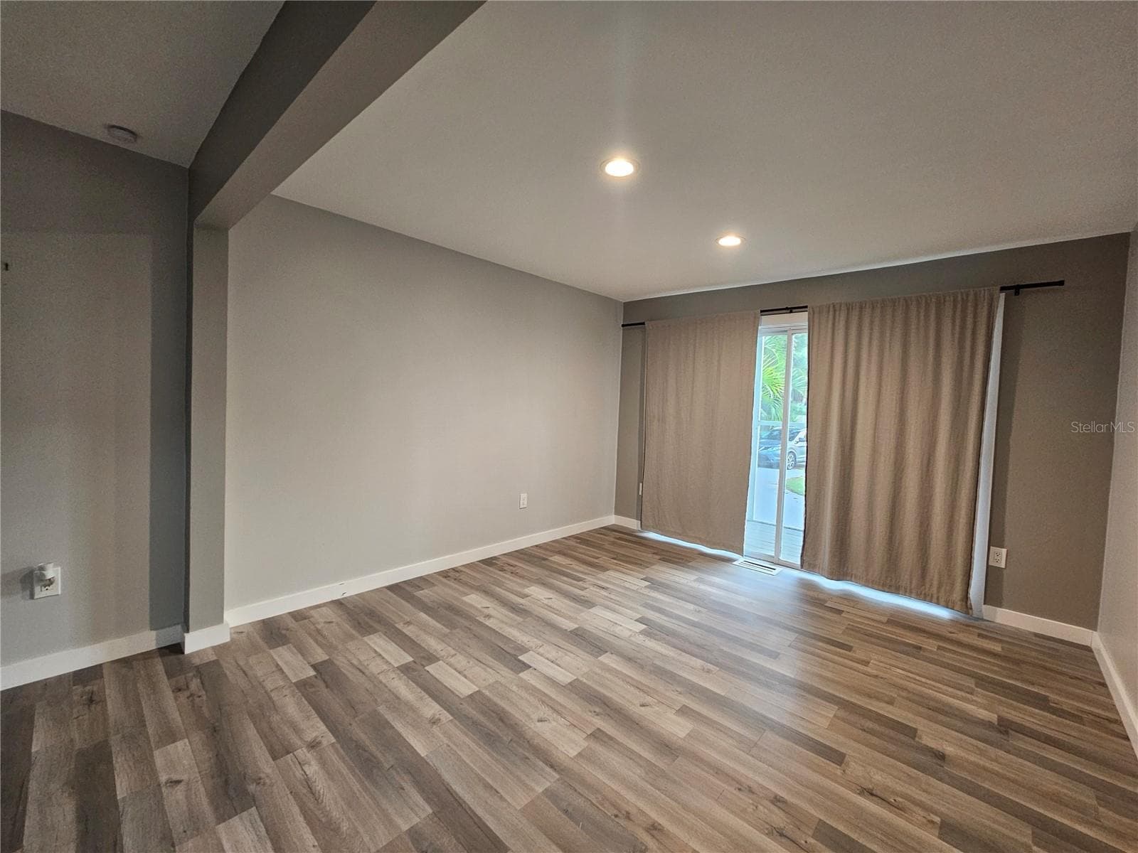 Single Family Residence at 2321 INGRAM AVE, SARASOTA, photo 16 of 32