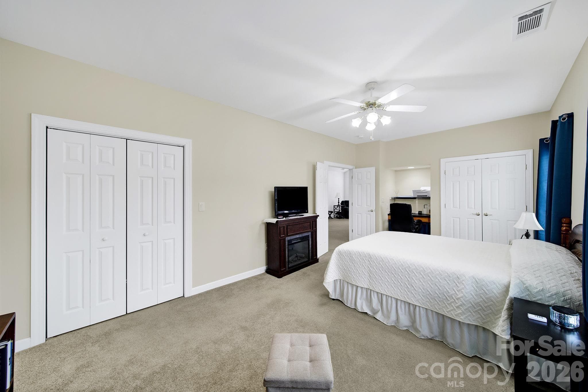 Condominium at 8368 Windsor Ridge Drive, Charlotte, photo 24 of 34