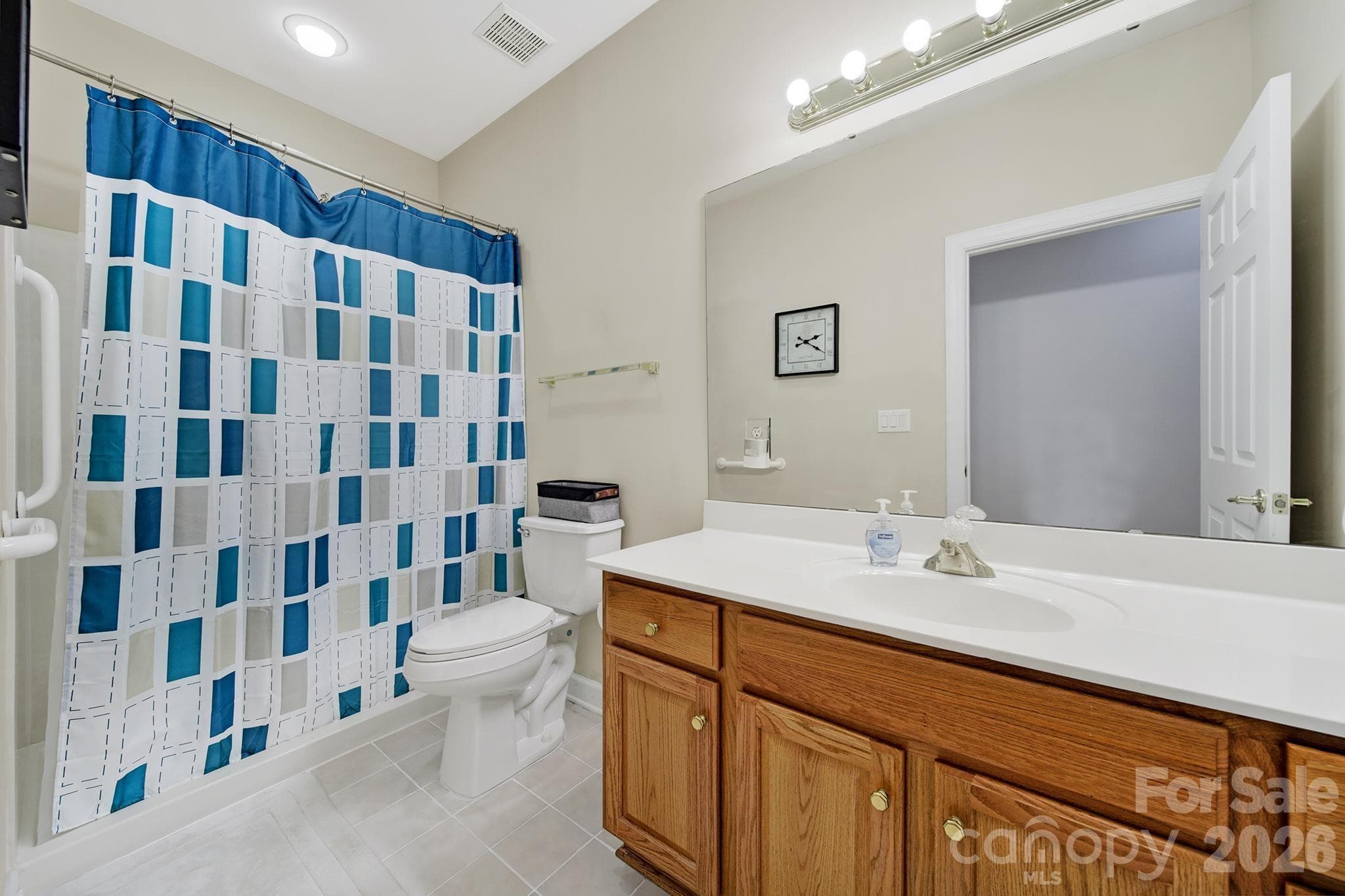 Condominium at 8368 Windsor Ridge Drive, Charlotte, photo 25 of 34