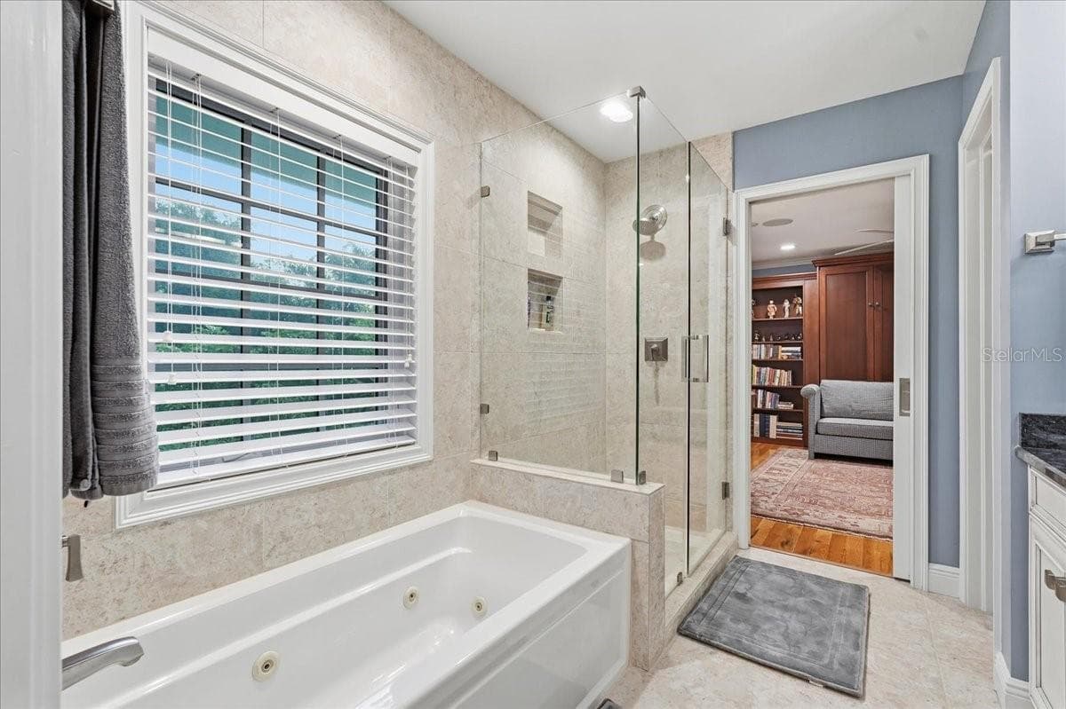 Single Family Residence at 89 MARTINIQUE AVE, TAMPA, photo 31 of 42