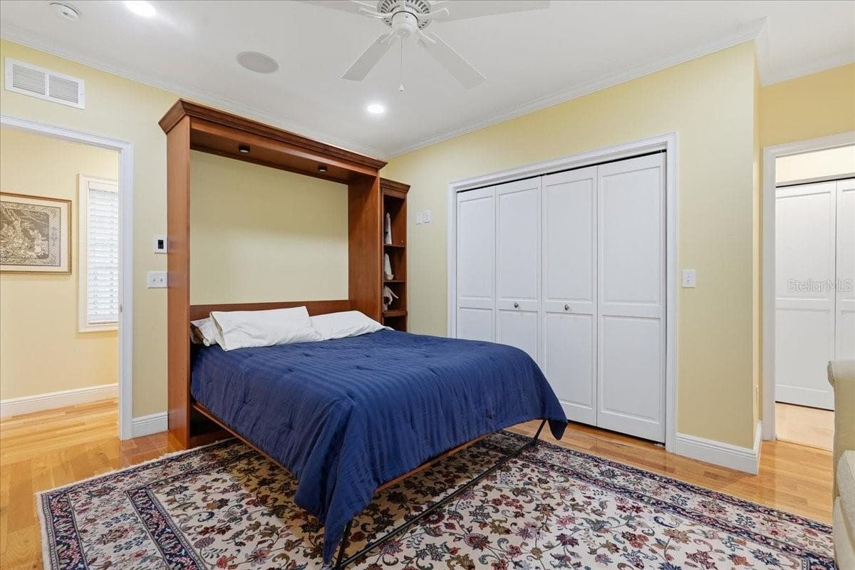 Single Family Residence at 89 MARTINIQUE AVE, TAMPA, photo 36 of 42
