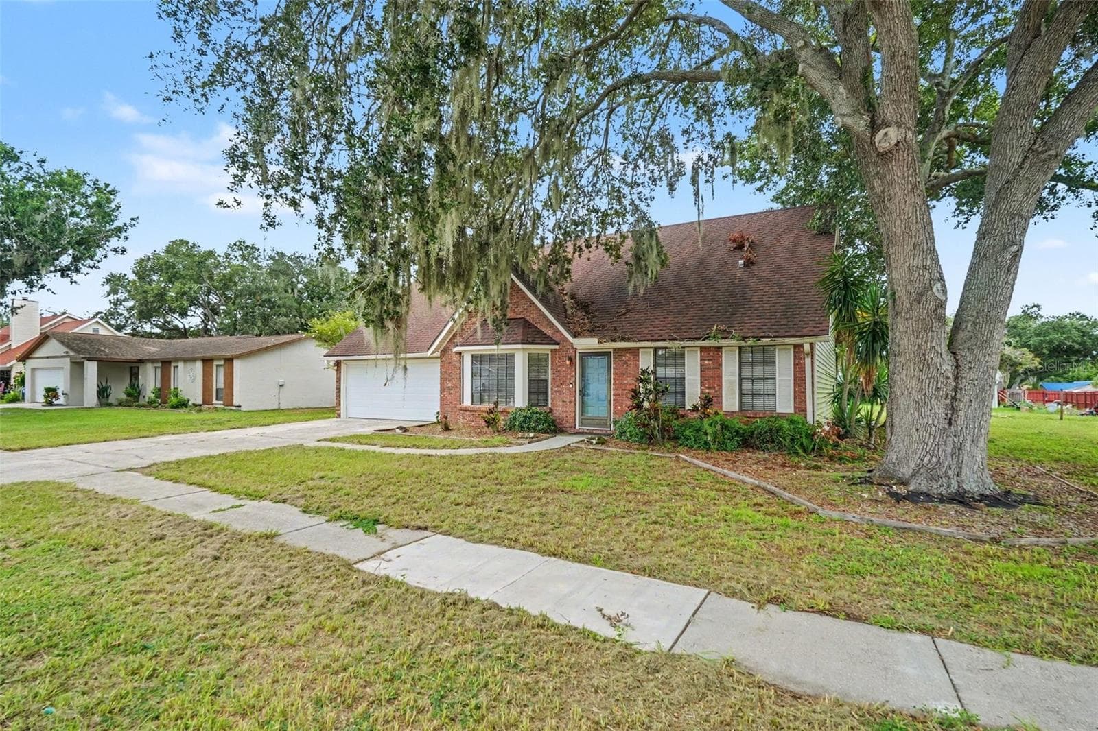 736 SANDY CREEK DR