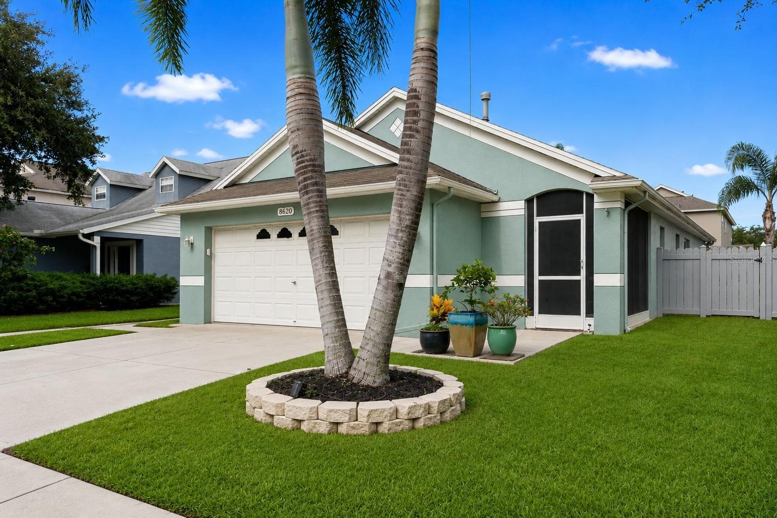 Single Family Residence at 8620 PERSEA CT, NEW PORT RICHEY, photo 2 of 36