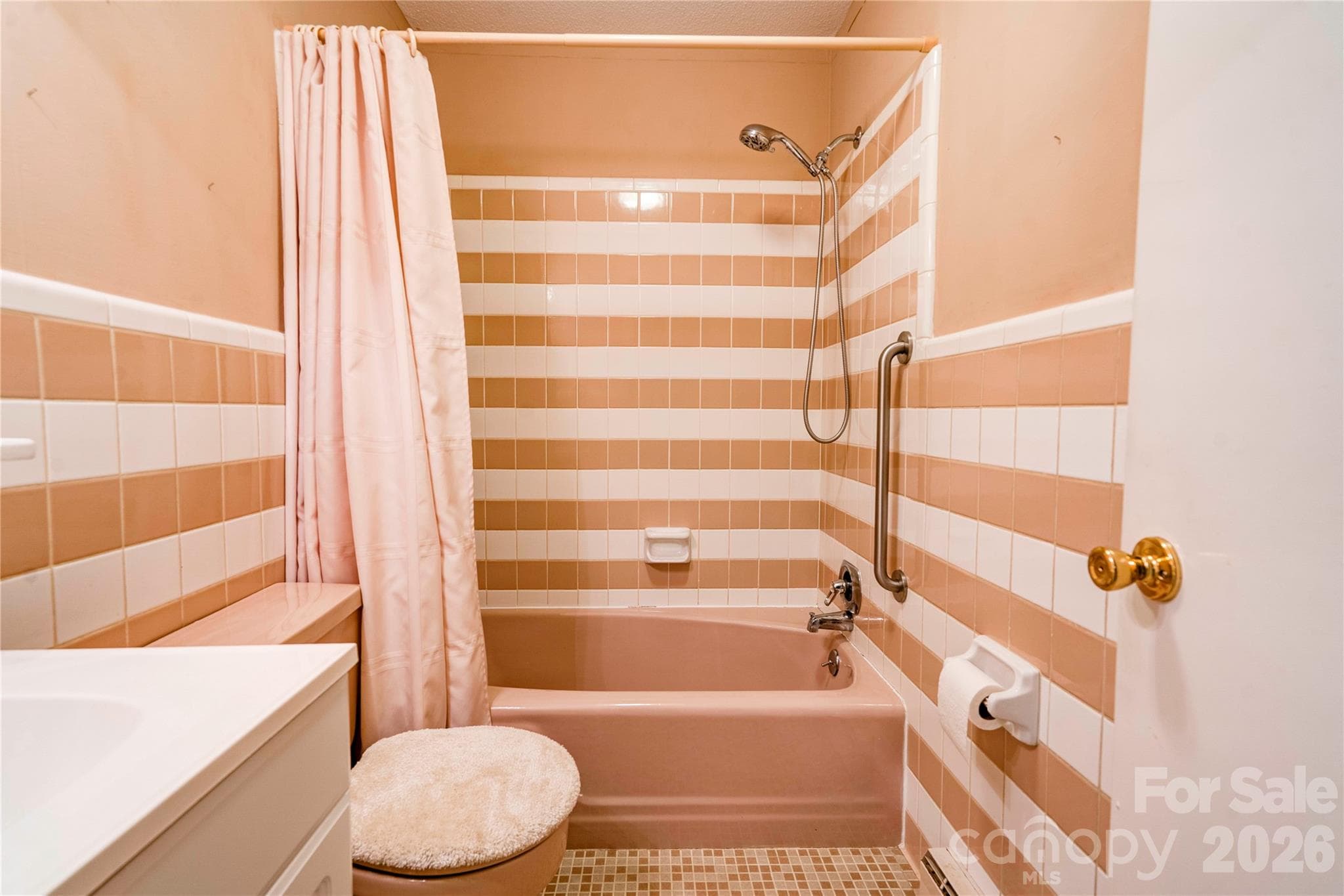 Bathroom - 1606 Spangler Drive, Shelby