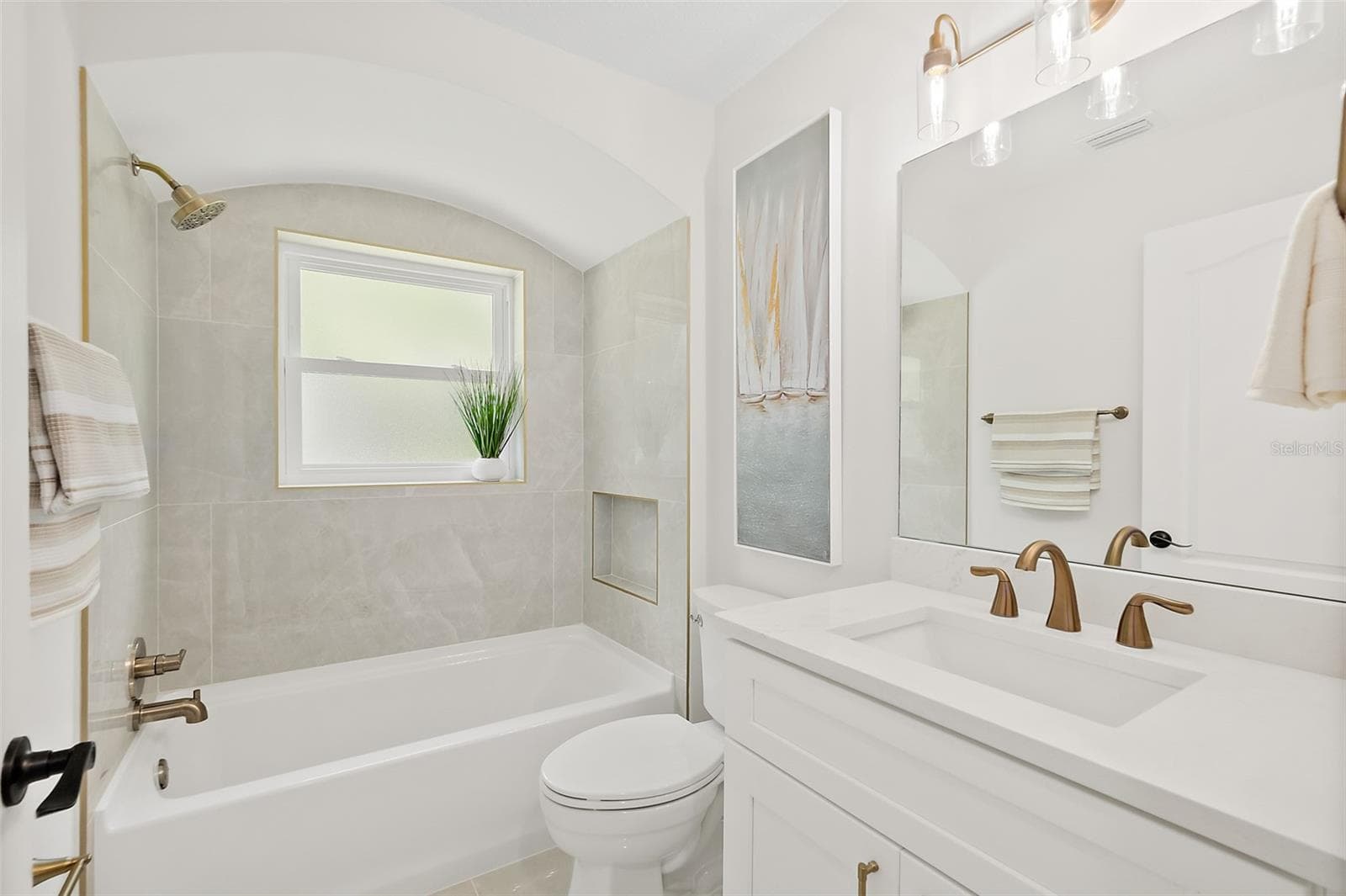 Single Family Residence at 10 SOUTHERN TRACE BLVD, ORMOND BEACH, photo 22 of 32
