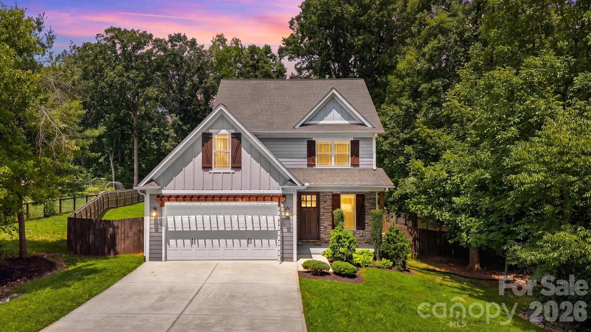 Single Family Residence at 5810 Dwayne Starnes Drive, Hickory, photo 34 of 42