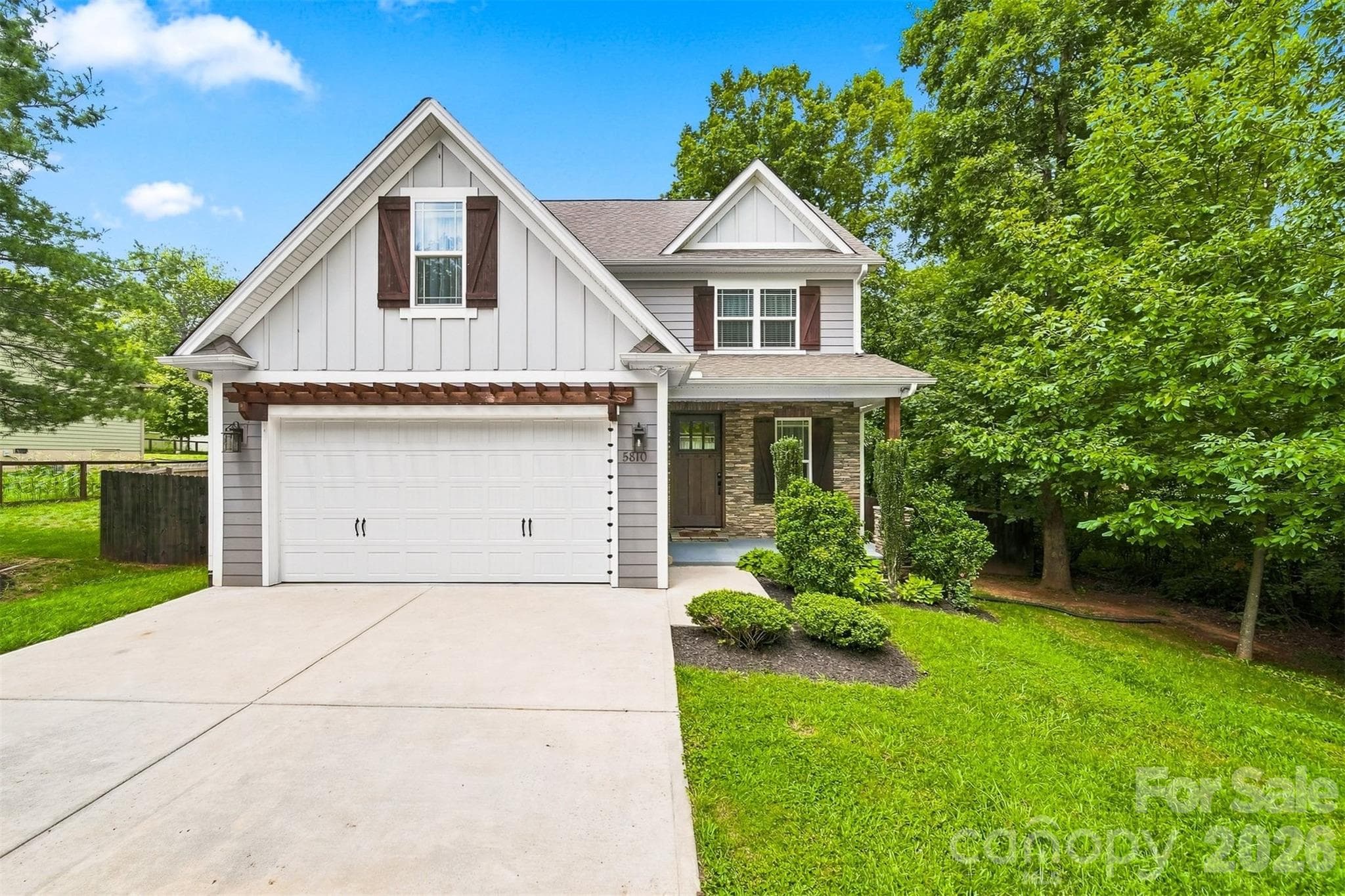 Single Family Residence at 5810 Dwayne Starnes Drive, Hickory, photo 35 of 42