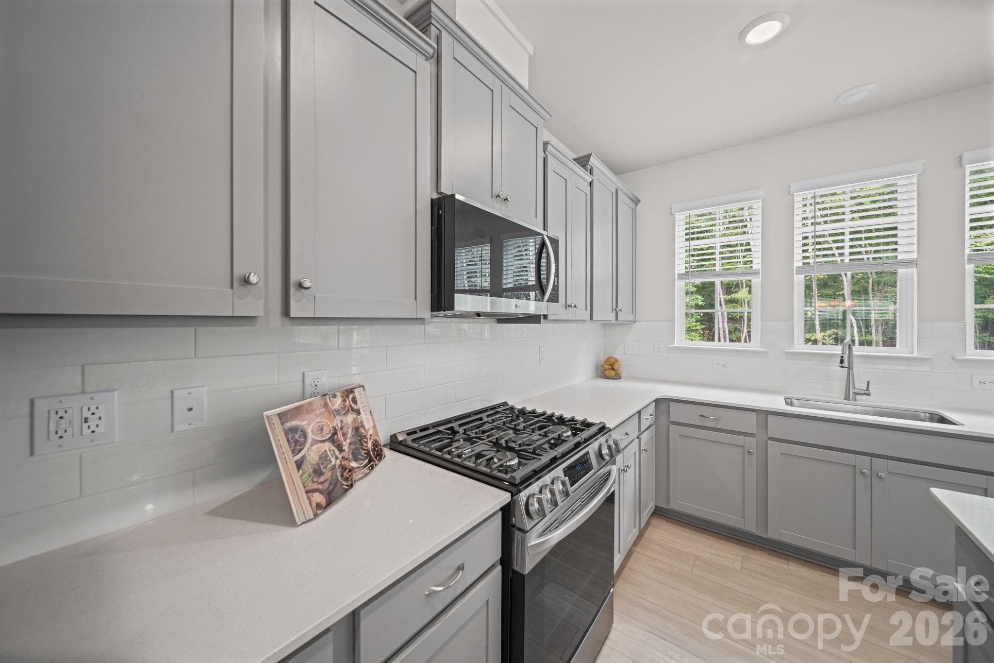 Townhouse at 1131 Bandon Drive, Waxhaw, photo 10 of 41