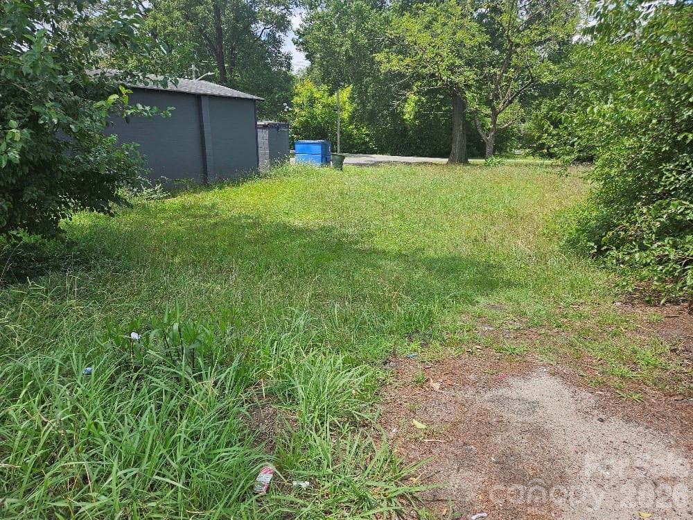176 Cherry Road S