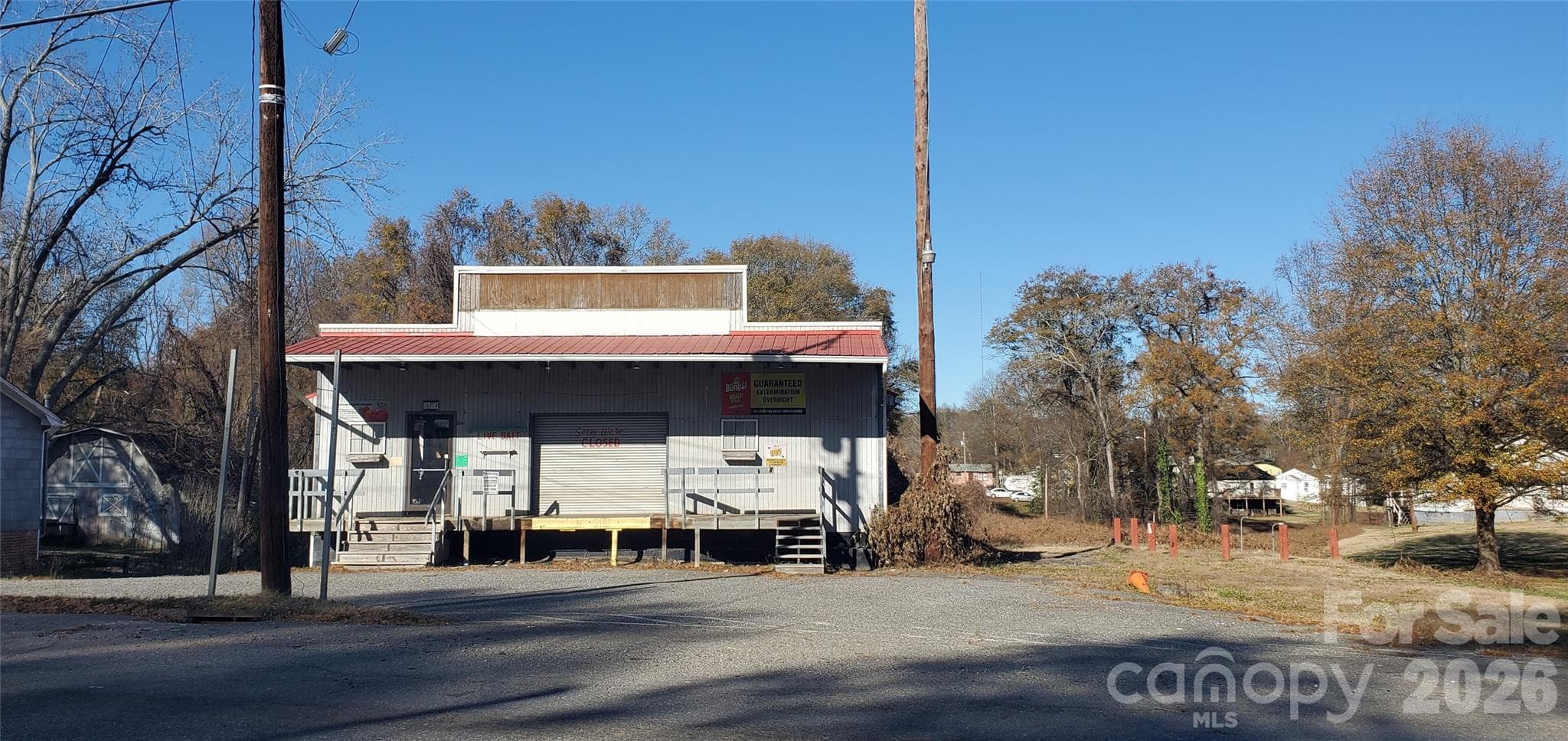 loading Dock - 214 E Trade Street, Dallas