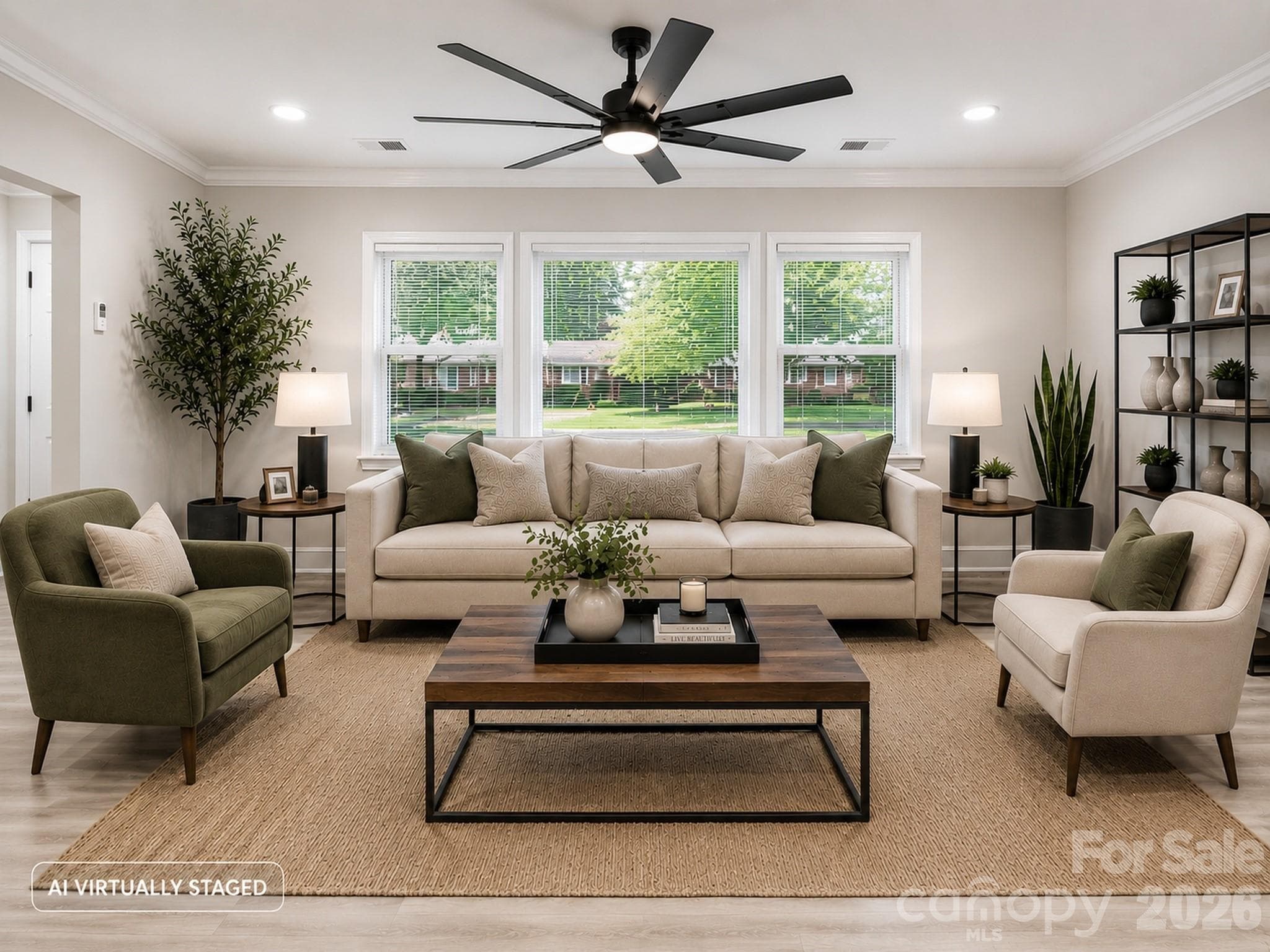 Single Family Residence at 4022 Southgate Drive, Charlotte, photo 8 of 42
