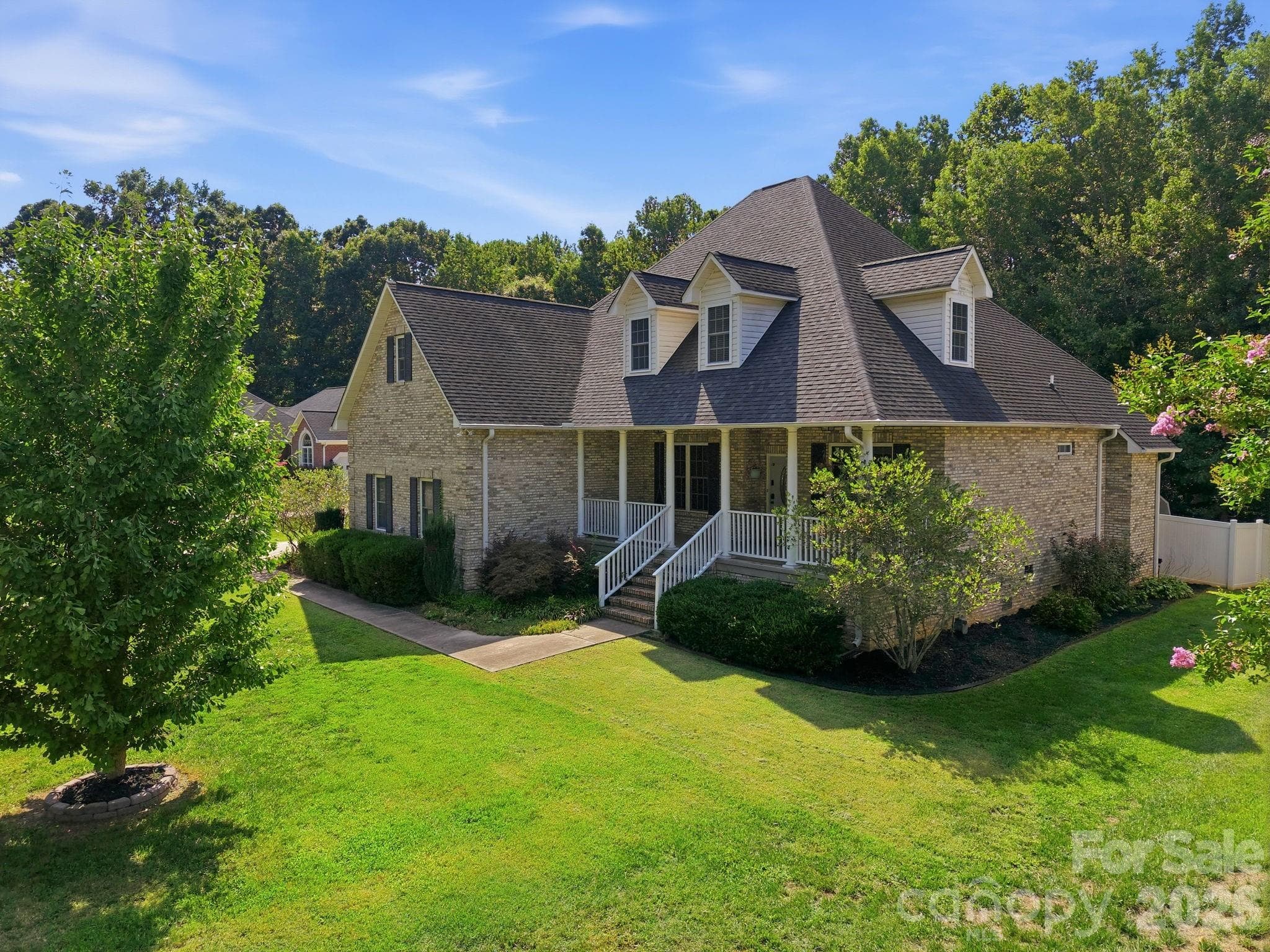 Single Family Residence at 421 De Lara Circle, Salisbury, photo 3 of 47
