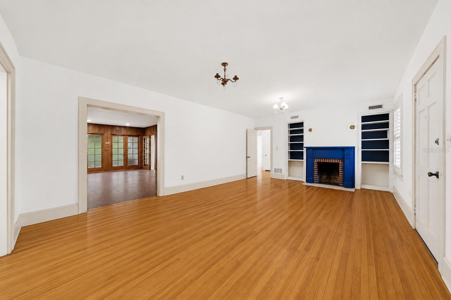 Parlor Room (labeled as great room in listing) - 3123 W OAKLYN AVE, TAMPA
