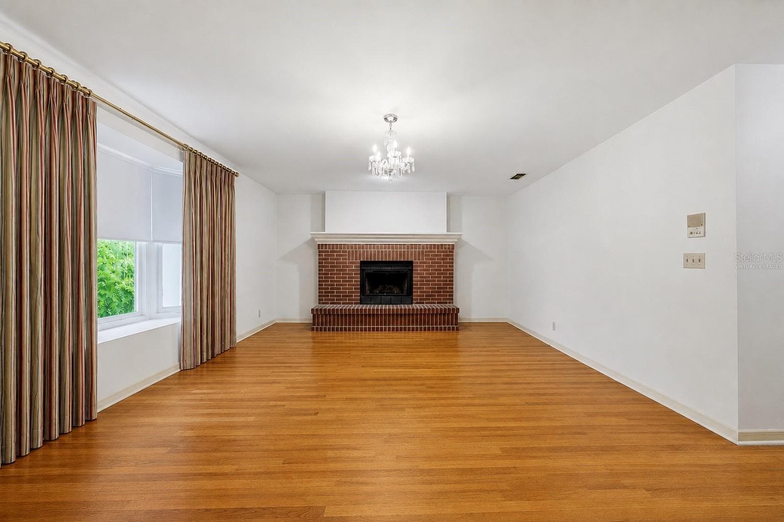 Primary Bedroom***Virtually Staged - 3123 W OAKLYN AVE, TAMPA