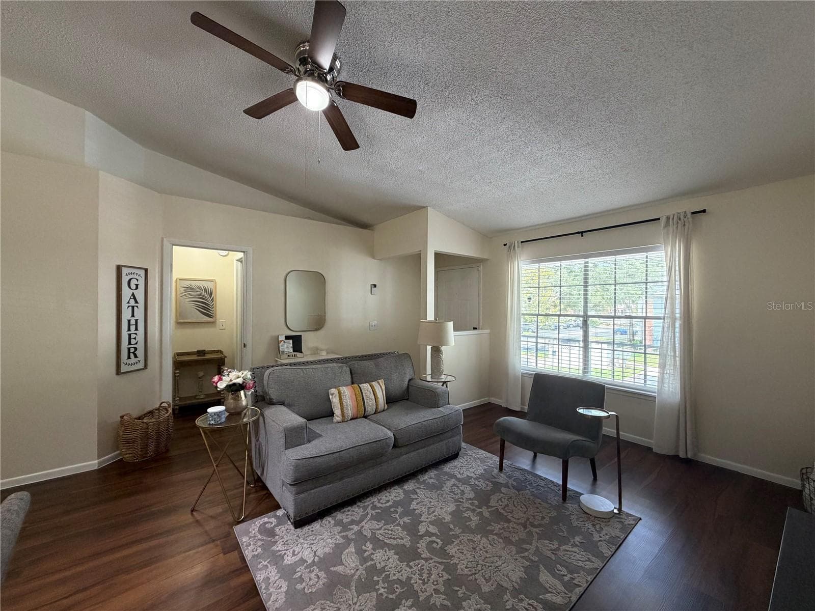 Living Room - 5457 LAKE MARGARET DR #19-1, ORLANDO
