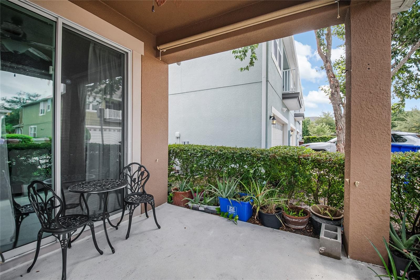 Patio/back porch - 2569 FOLIO WAY, KISSIMMEE