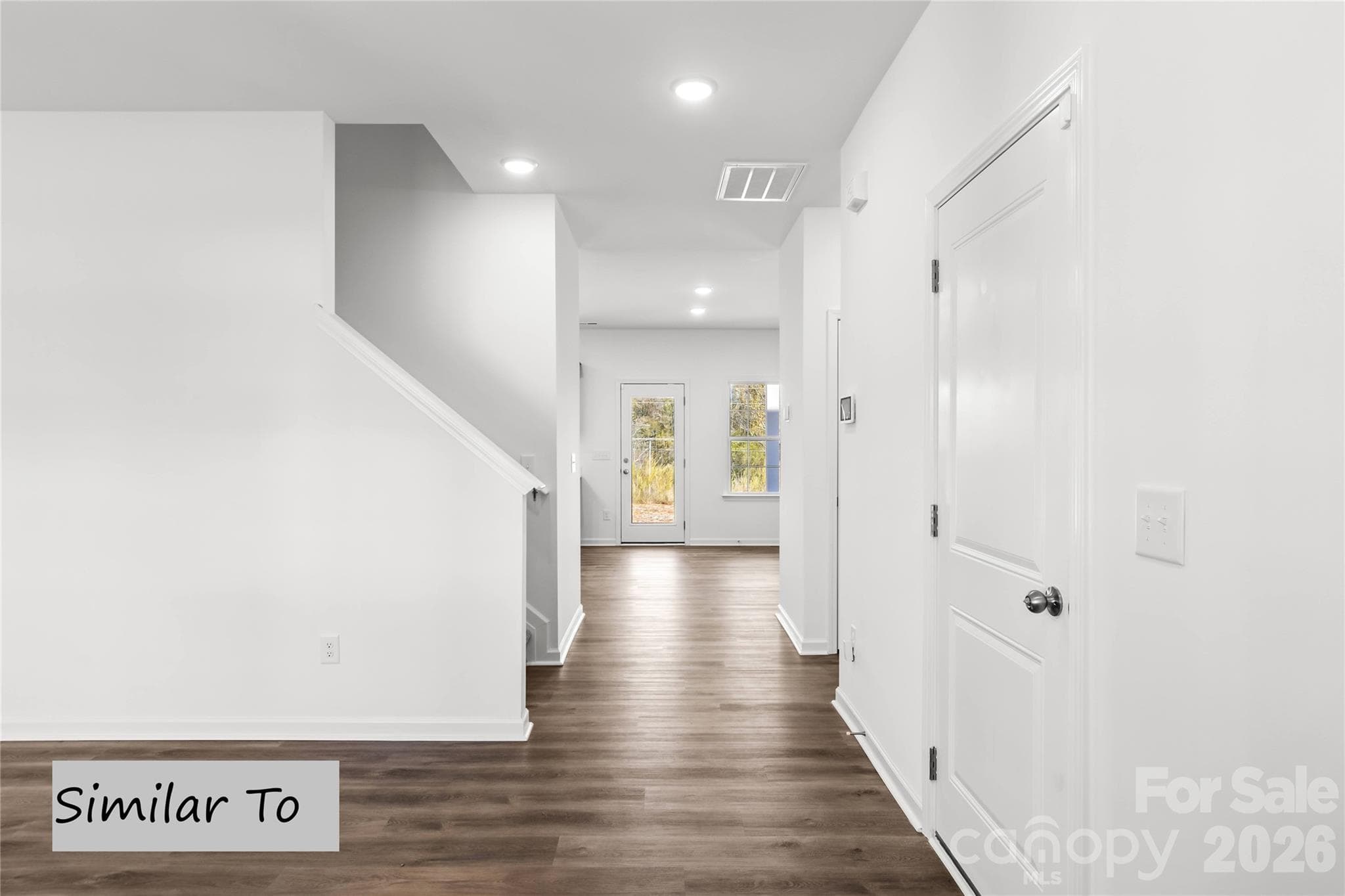 Single Family Residence at 360 Waylon Court, Lexington, photo 3 of 10