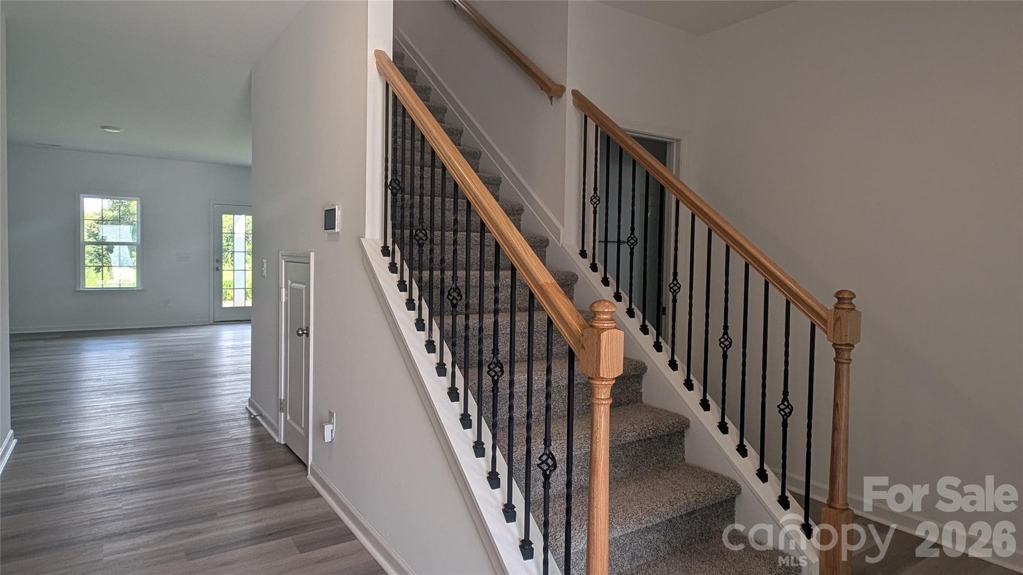 Single Family Residence at 240 Waylon Court, Lexington, photo 4 of 13