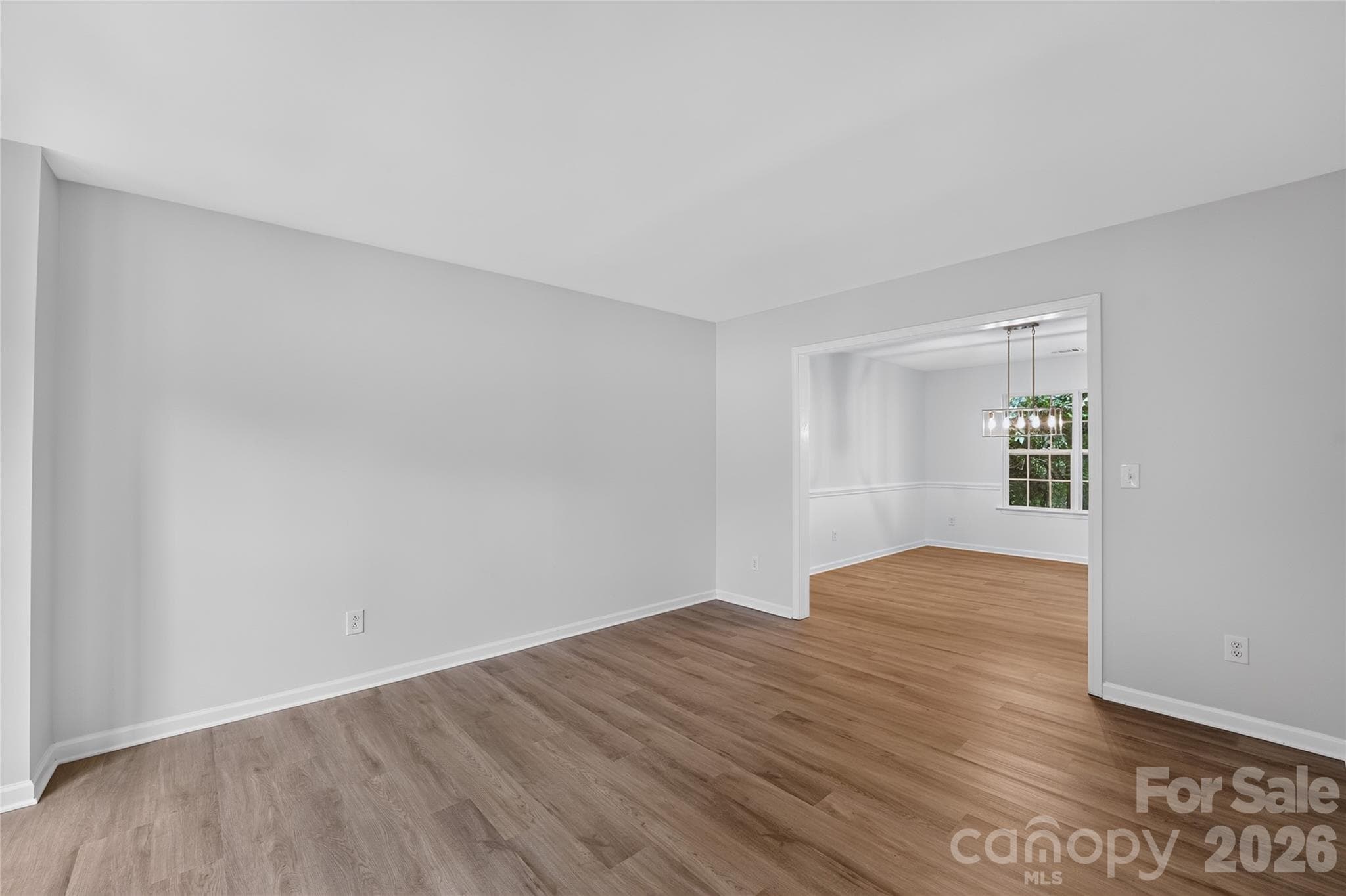 Single Family Residence at 9013 Broad Ridge Court, Charlotte, photo 3 of 27