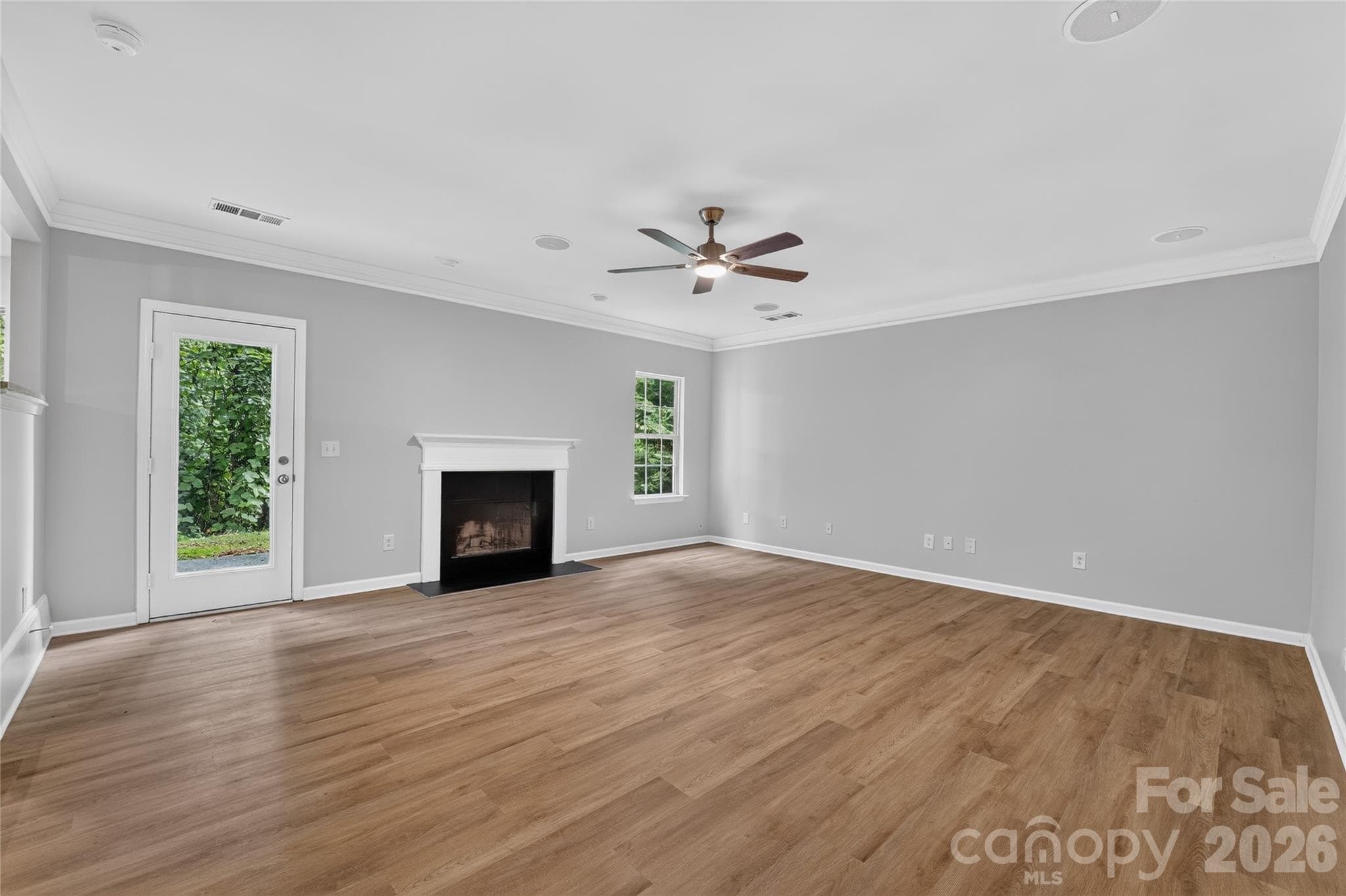 Single Family Residence at 9013 Broad Ridge Court, Charlotte, photo 4 of 27