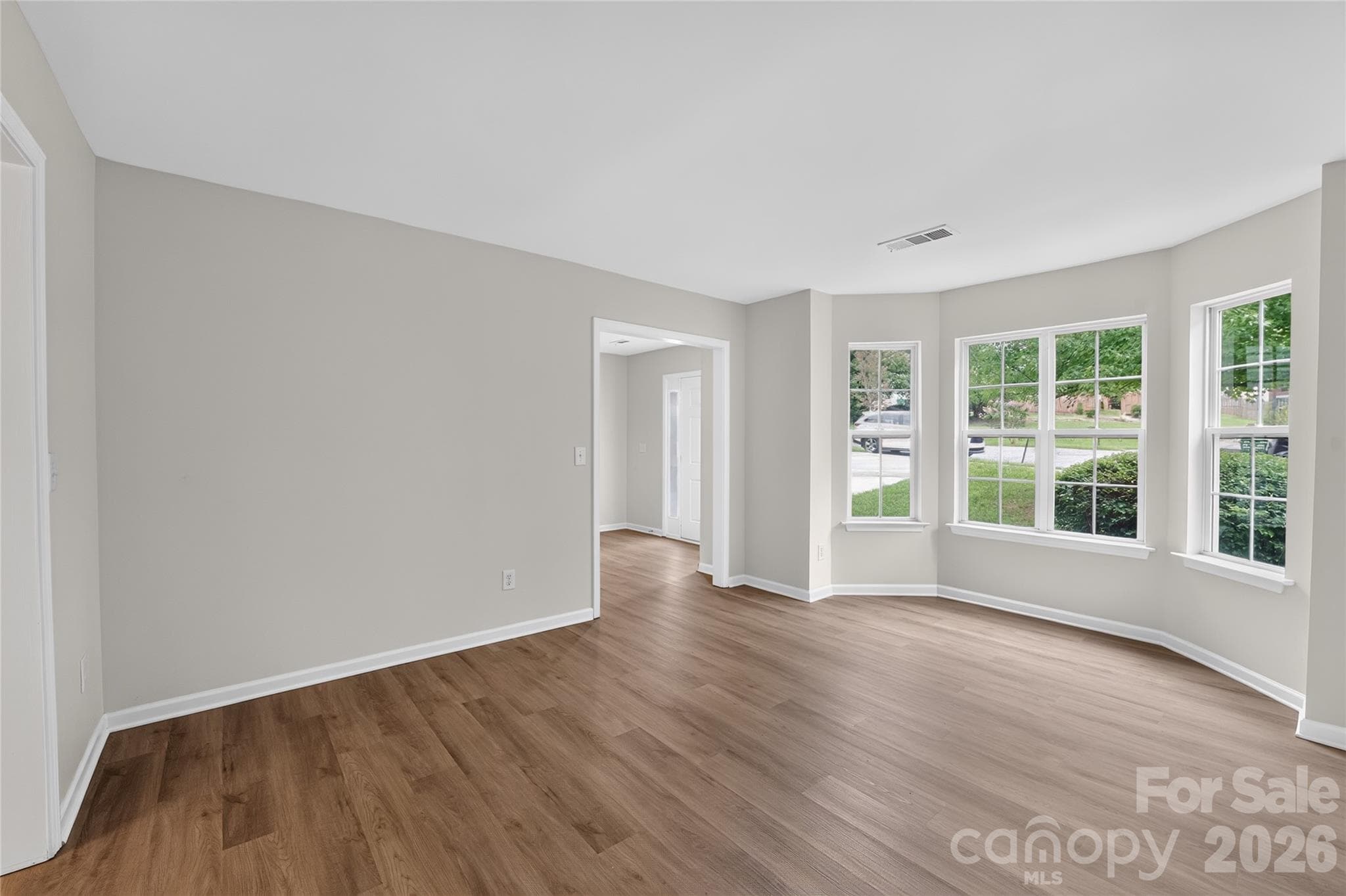Single Family Residence at 9013 Broad Ridge Court, Charlotte, photo 6 of 27