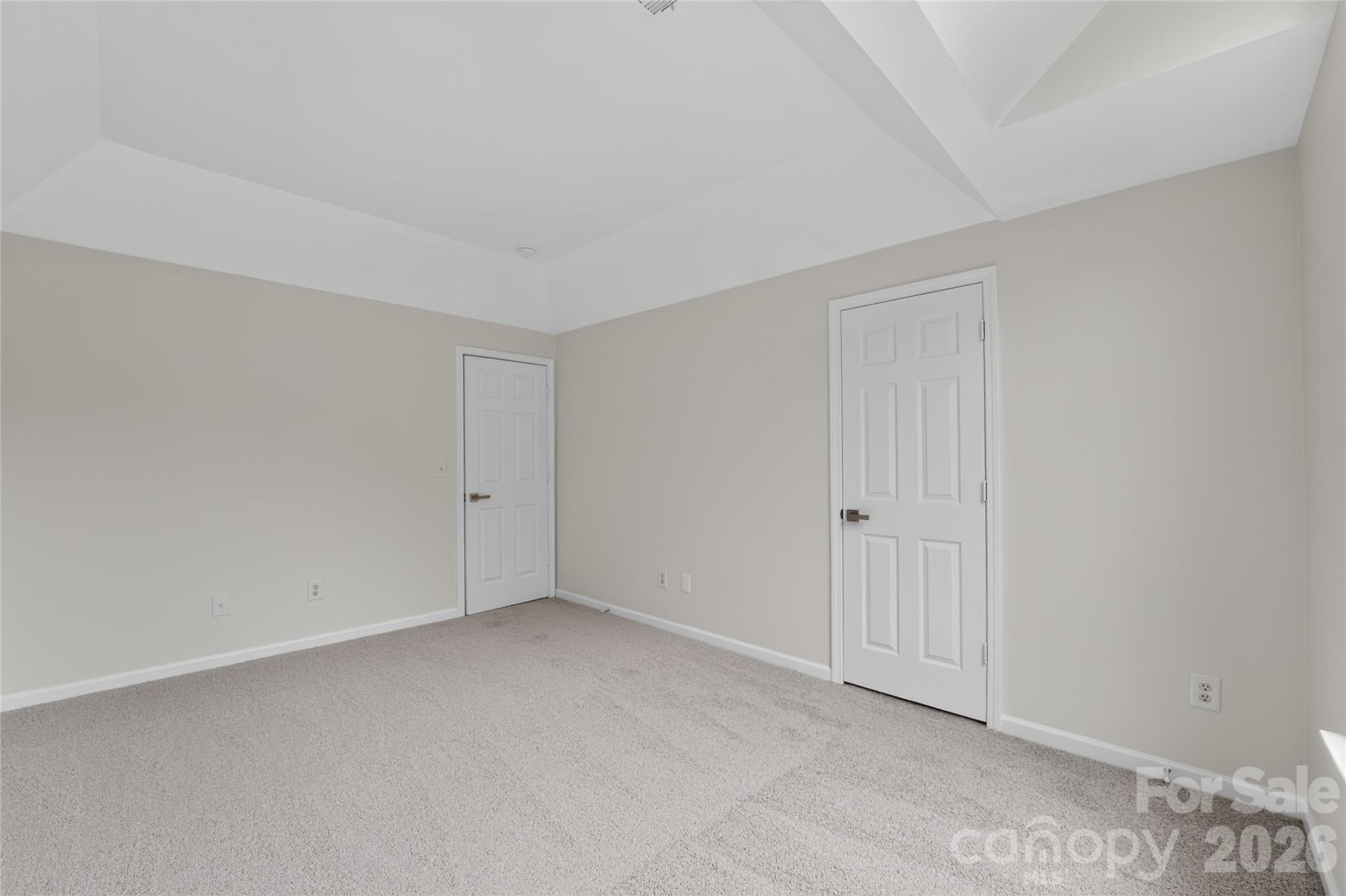 Single Family Residence at 9013 Broad Ridge Court, Charlotte, photo 10 of 27
