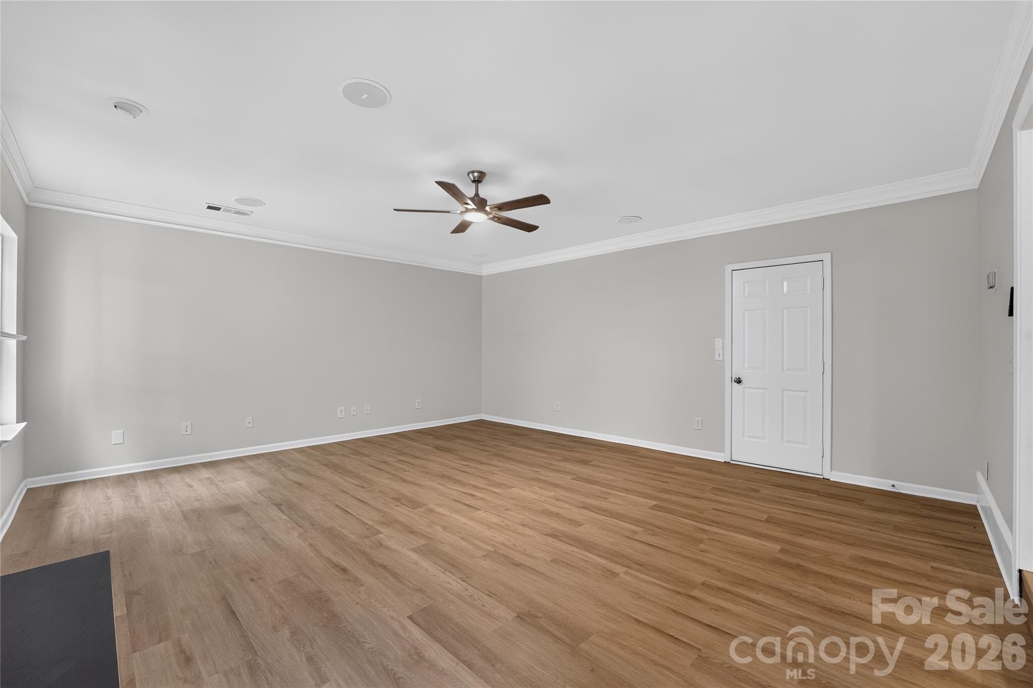 Single Family Residence at 9013 Broad Ridge Court, Charlotte, photo 11 of 27