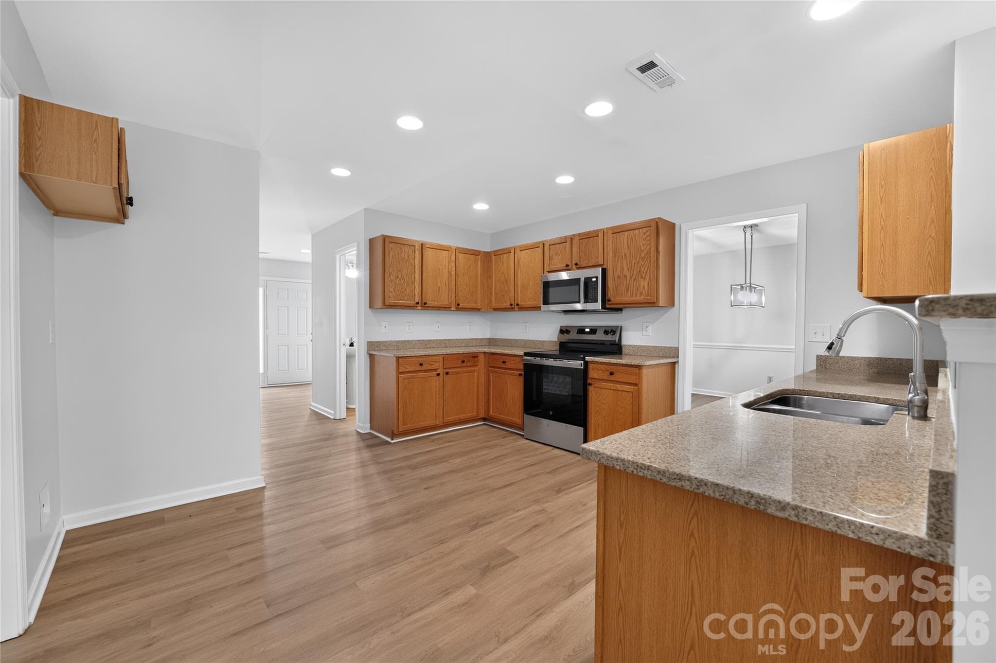 Single Family Residence at 9013 Broad Ridge Court, Charlotte, photo 14 of 27