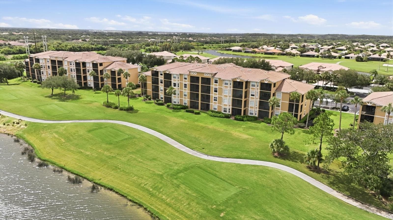 8309 GRAND ESTUARY TRL #306