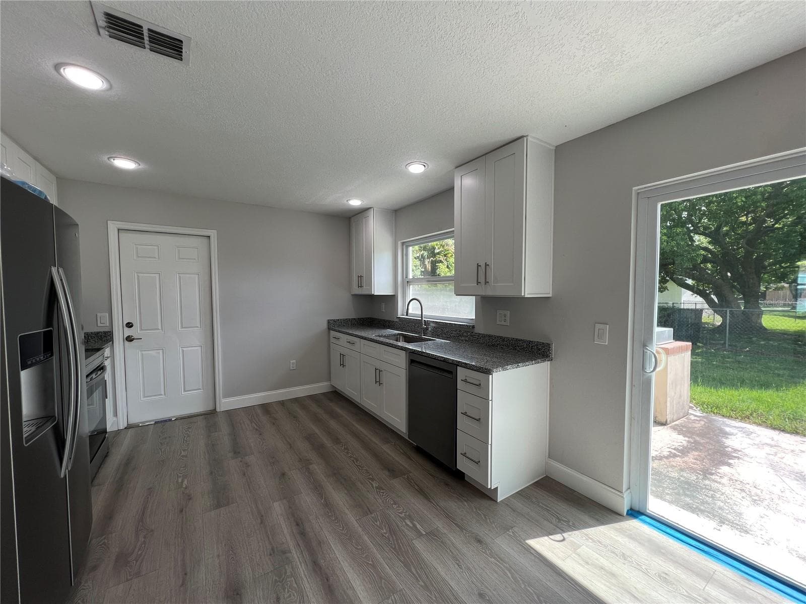 Single Family Residence at 1313 SUMMER BREEZE RD, ORLANDO, photo 13 of 47