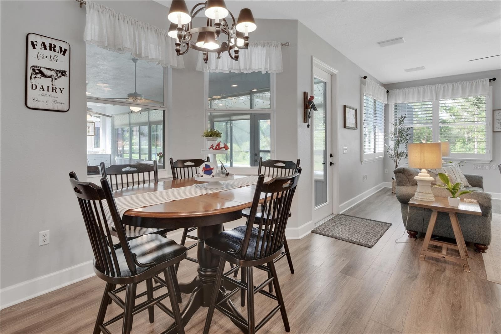 Single Family Residence at 105 PINE SIDE DR, DEBARY, photo 12 of 75
