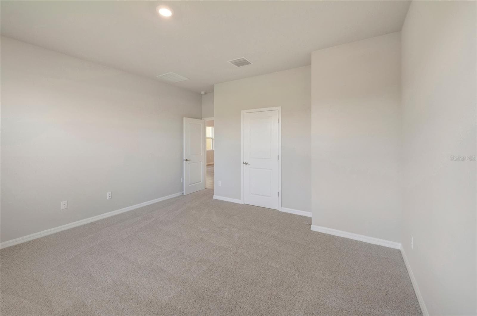 Owner's Retreat - 31051 PENDLETON LANDING CIR, WESLEY CHAPEL