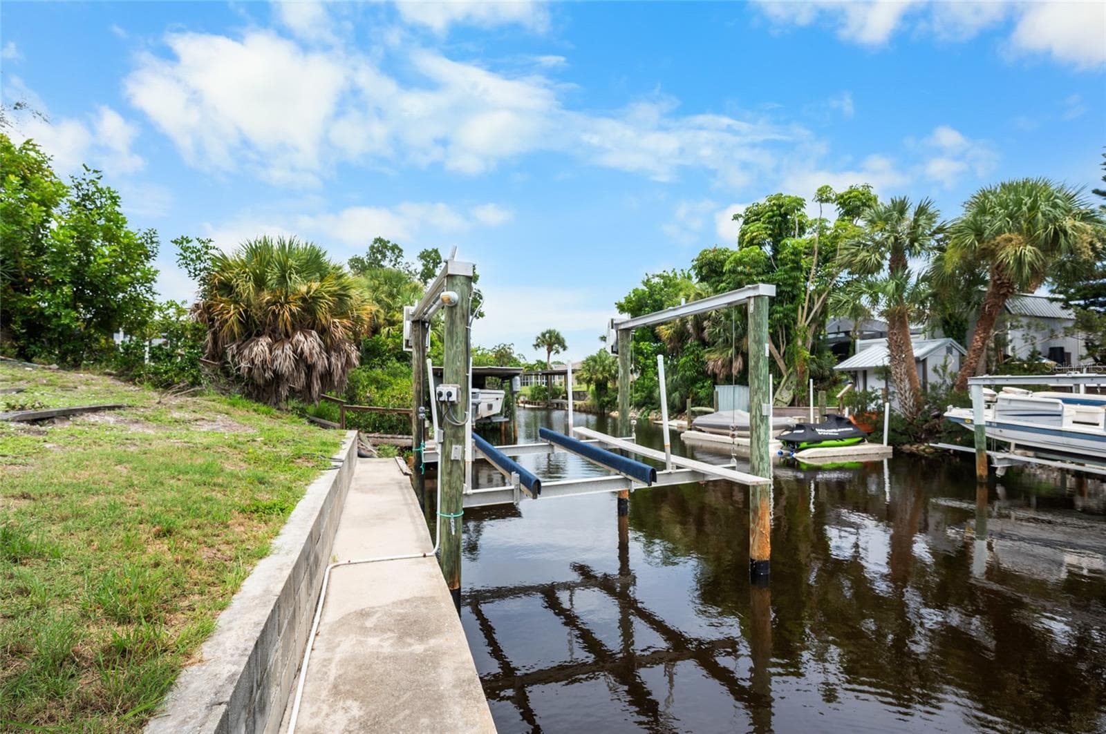 7000 Working Boat Lift - 2113 GEORGIA AVE, ENGLEWOOD