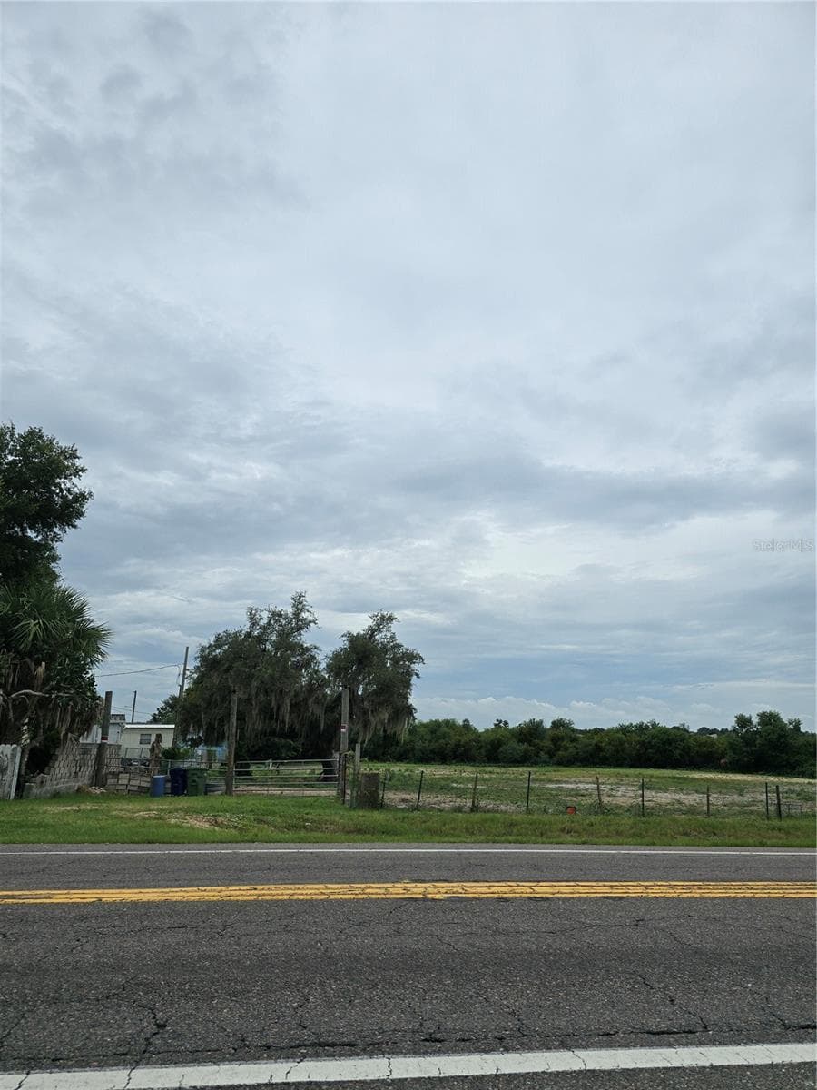 Land at LUCERNE PARK RD, WINTER HAVEN, photo 2 of 4
