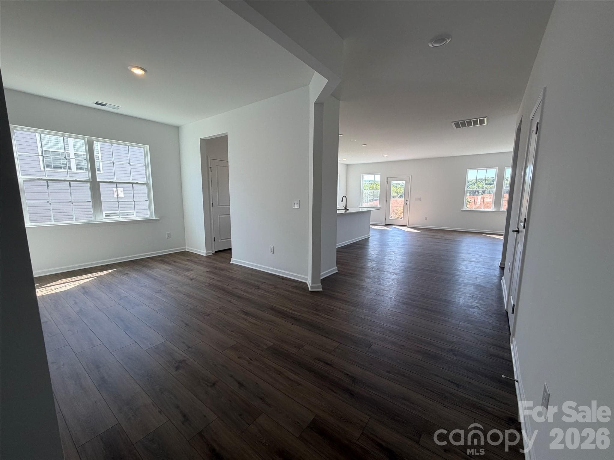 Single Family Residence at 7092 Juneberry Way, Maiden, photo 4 of 31