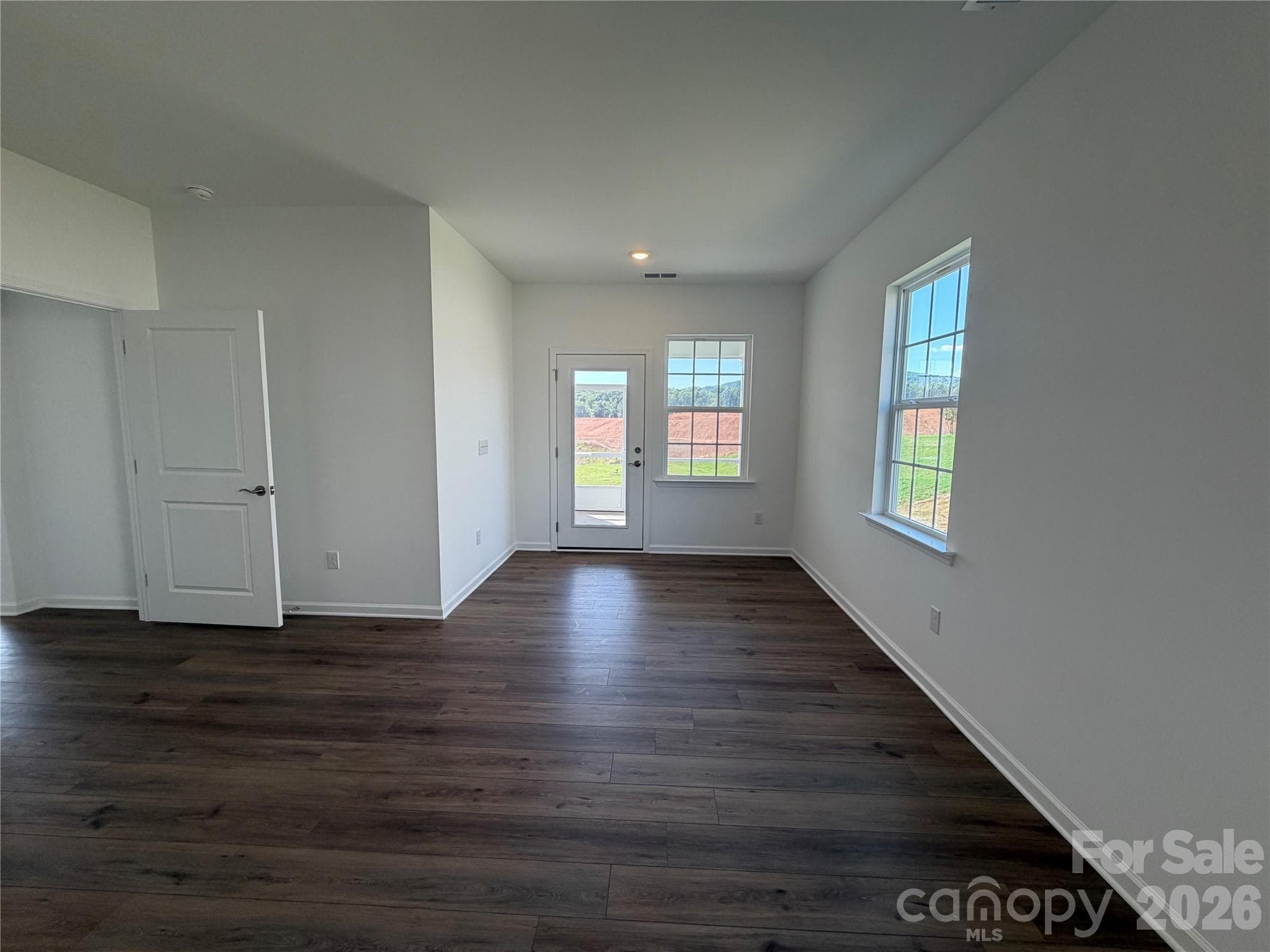 Single Family Residence at 7092 Juneberry Way, Maiden, photo 23 of 31