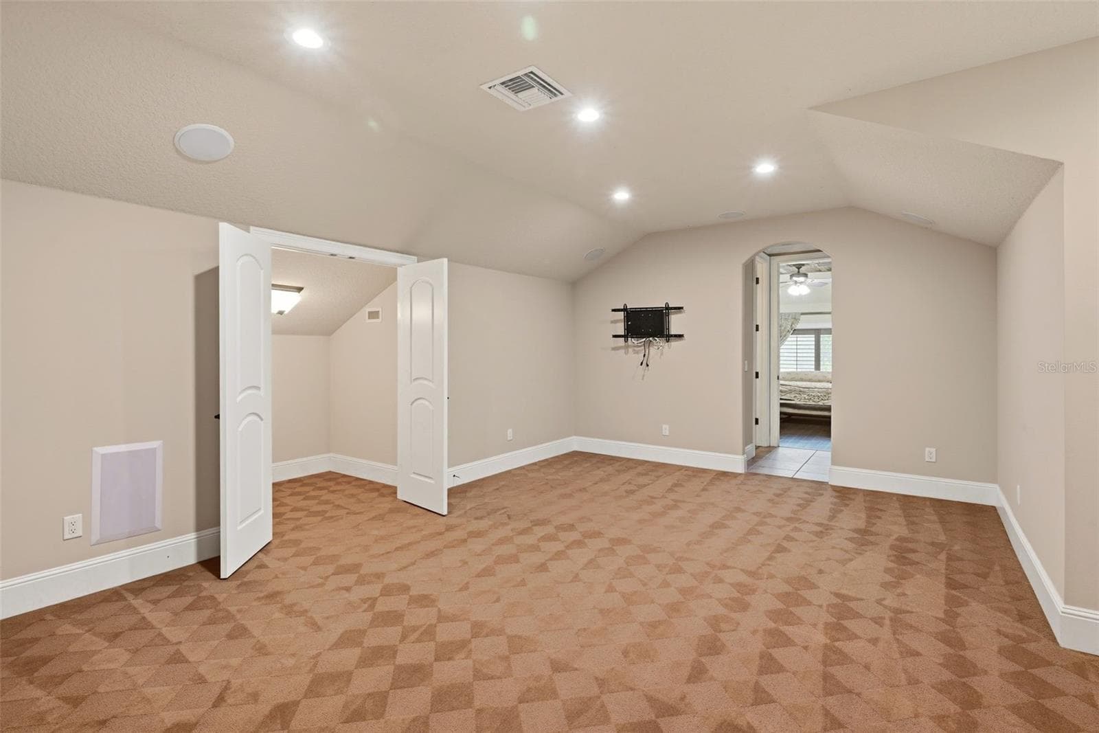 Upstairs Media/Games Room - 9679 WESTOVER ROBERTS RD, WINDERMERE
