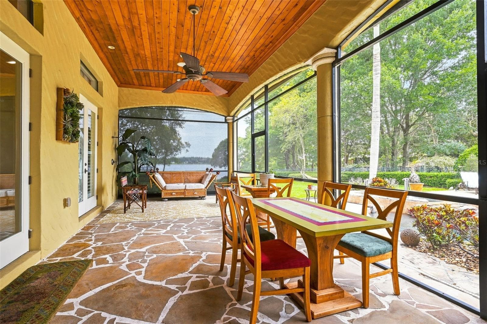 Screened In Lanai WIth TV - 9679 WESTOVER ROBERTS RD, WINDERMERE