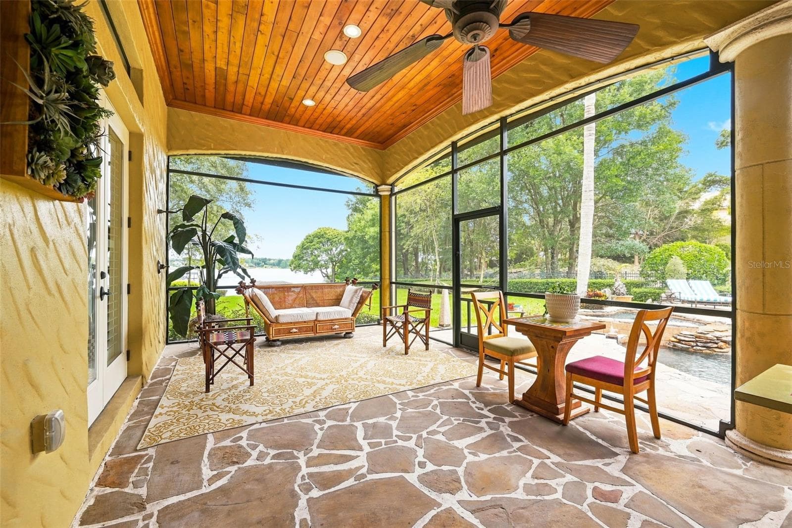 Screened-In Lanai - 9679 WESTOVER ROBERTS RD, WINDERMERE