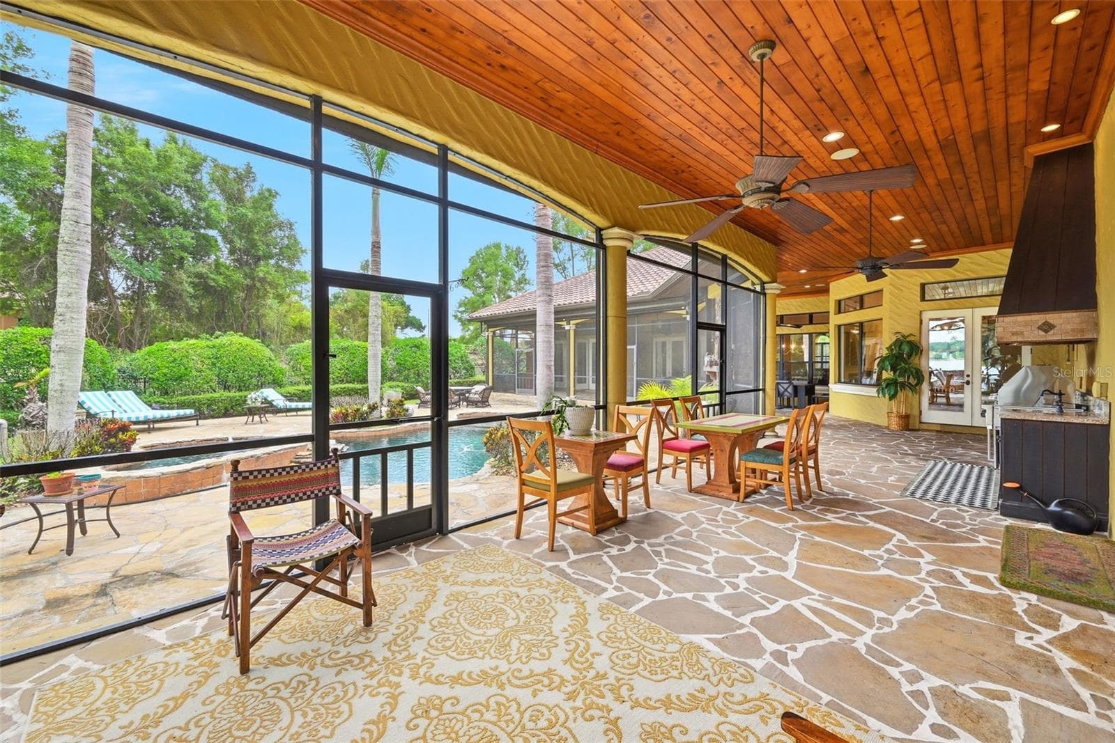 Screened-In Lanai With Full Summer Kitchen - 9679 WESTOVER ROBERTS RD, WINDERMERE